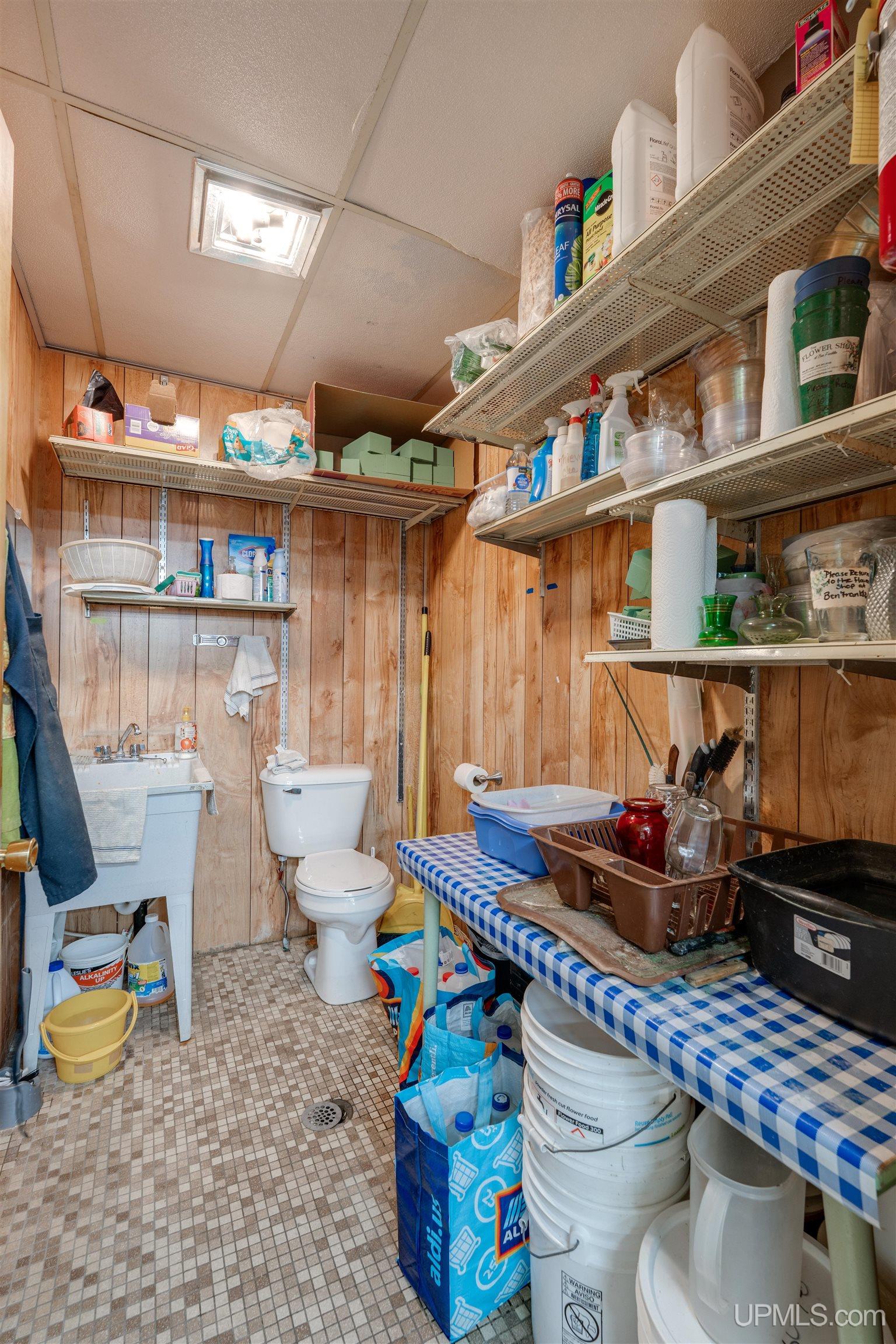 239 S Cedar Street, Manistique, MI, 49854