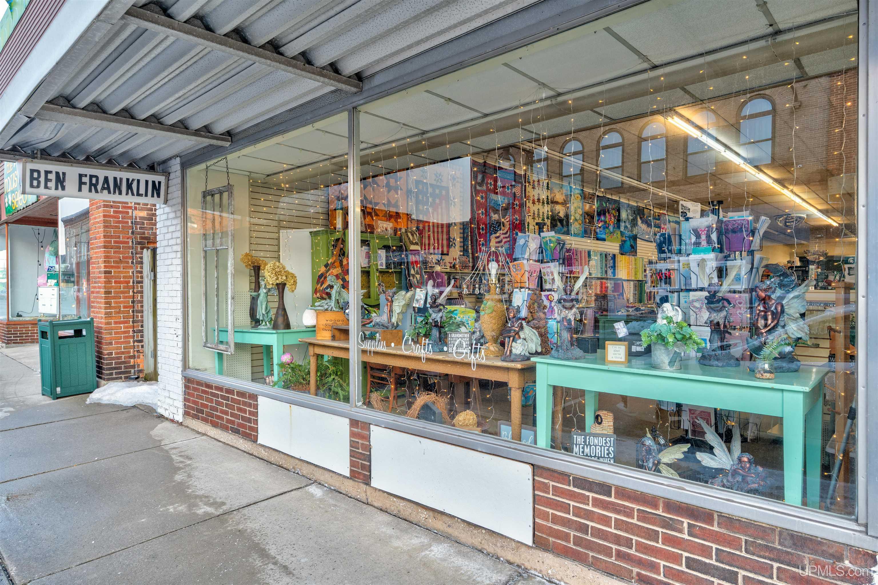 239 S Cedar Street, Manistique, MI, 49854