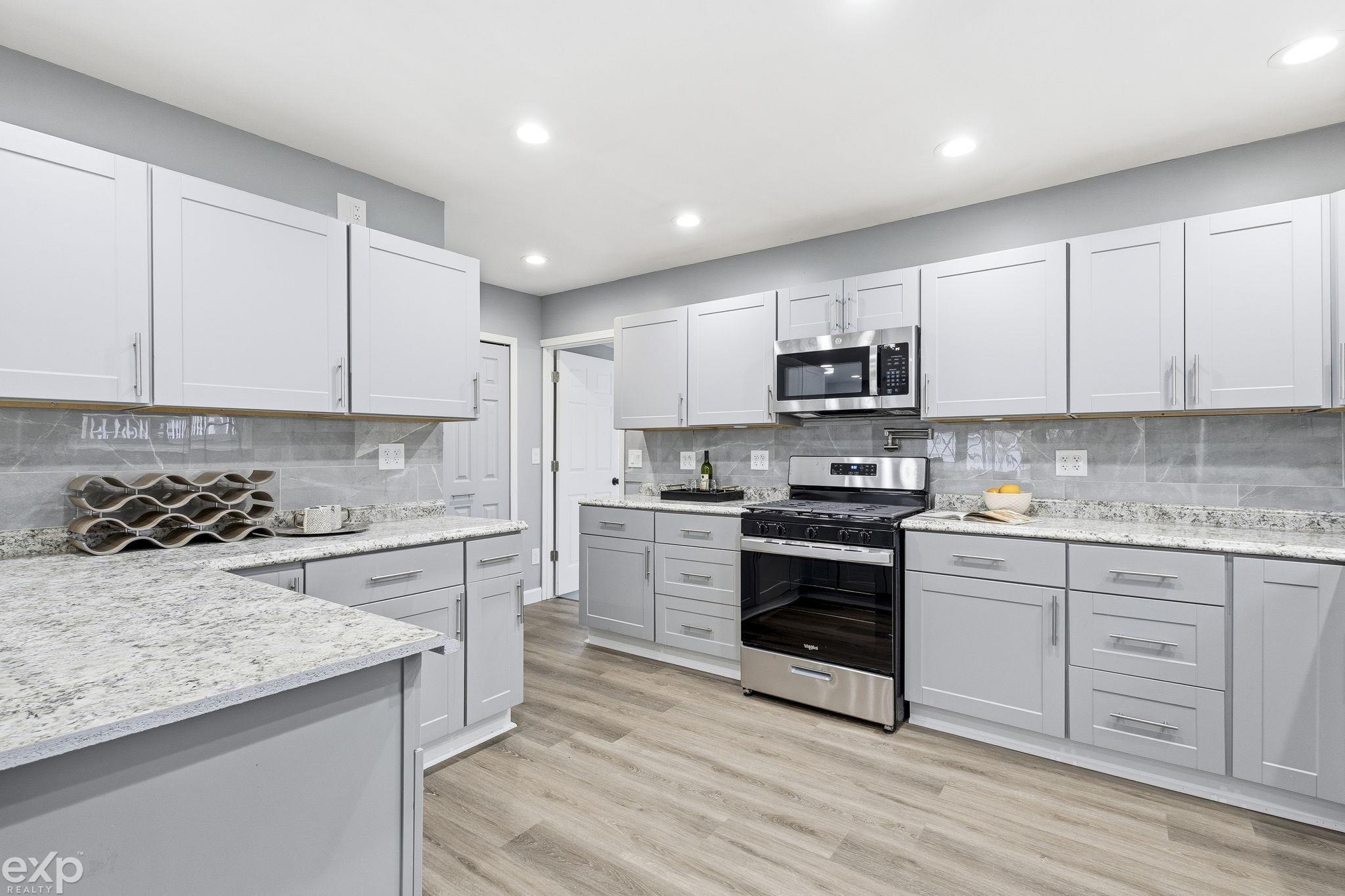 8065 Ogden Drive, Sterling Heights, MI, 48314