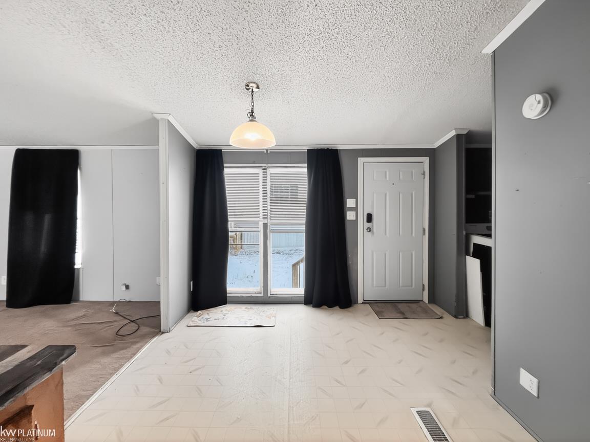 45130 Sheri Drive, Macomb, MI, 48044