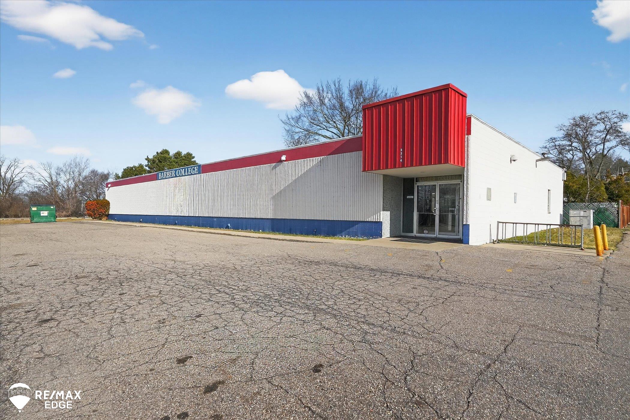 615 S Jefferson Avenue, Saginaw, MI, 48607 1133