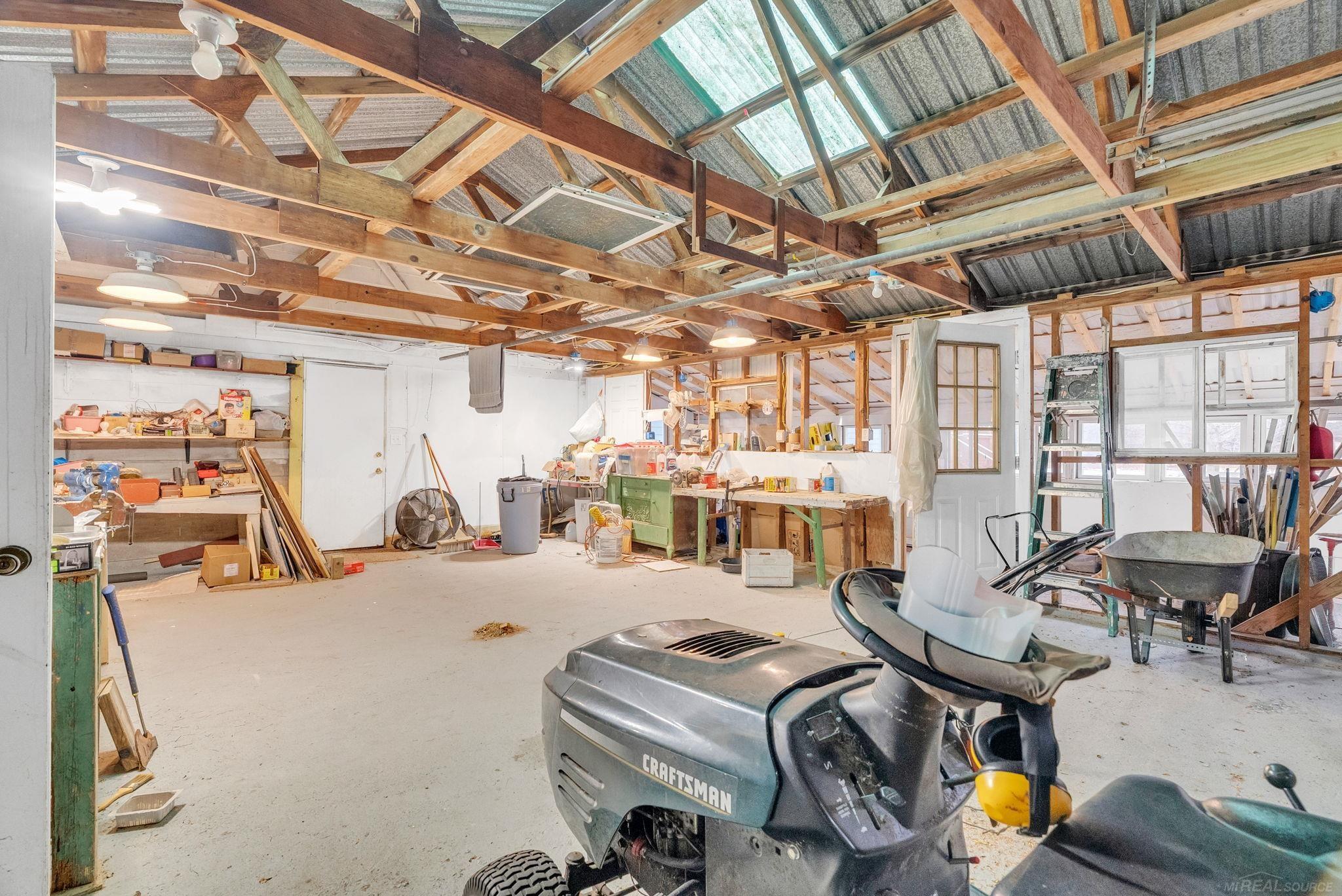 4358 Lakeshore Road photo 57