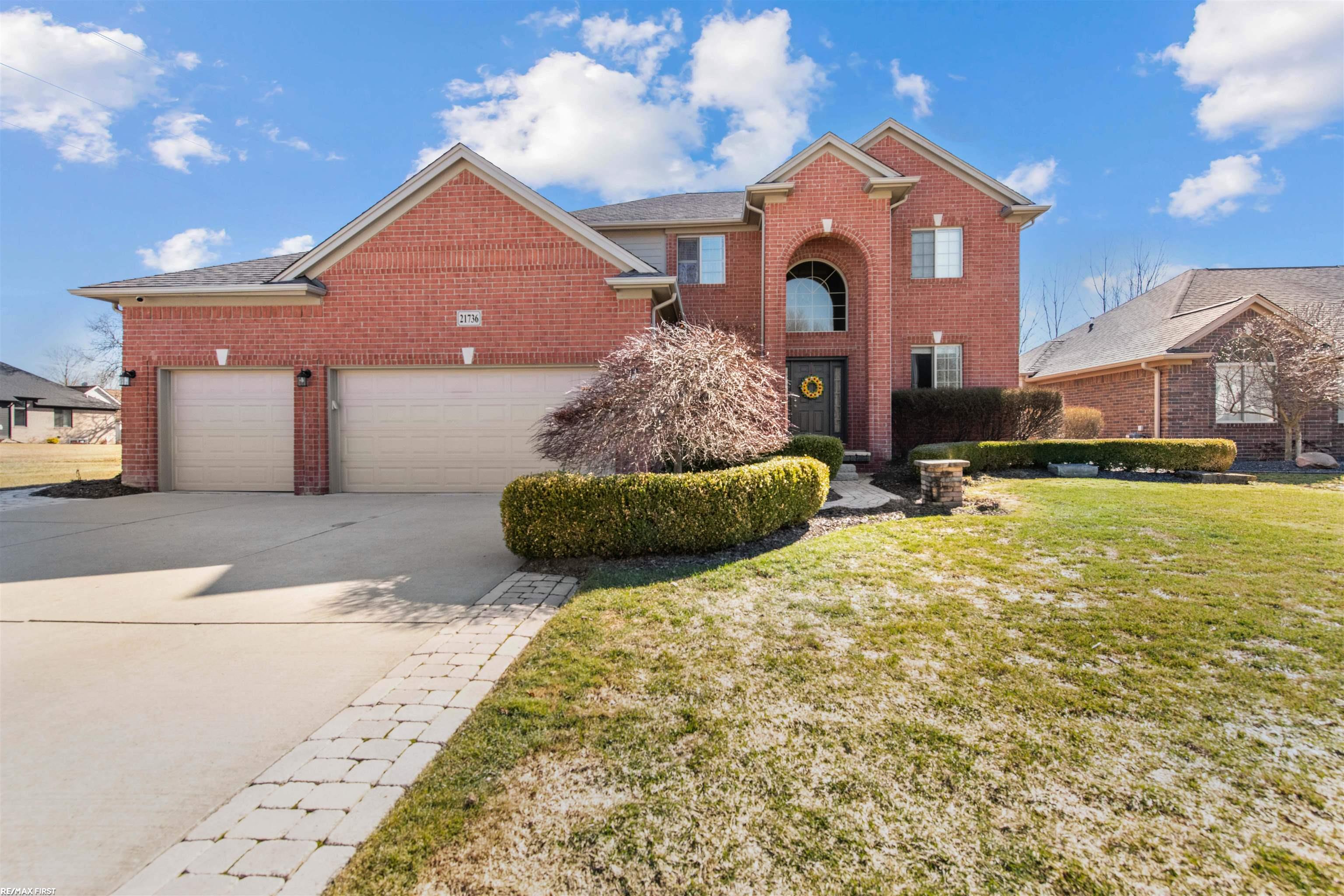 1400 Lakeview Drive, Tipton, MI, 49287