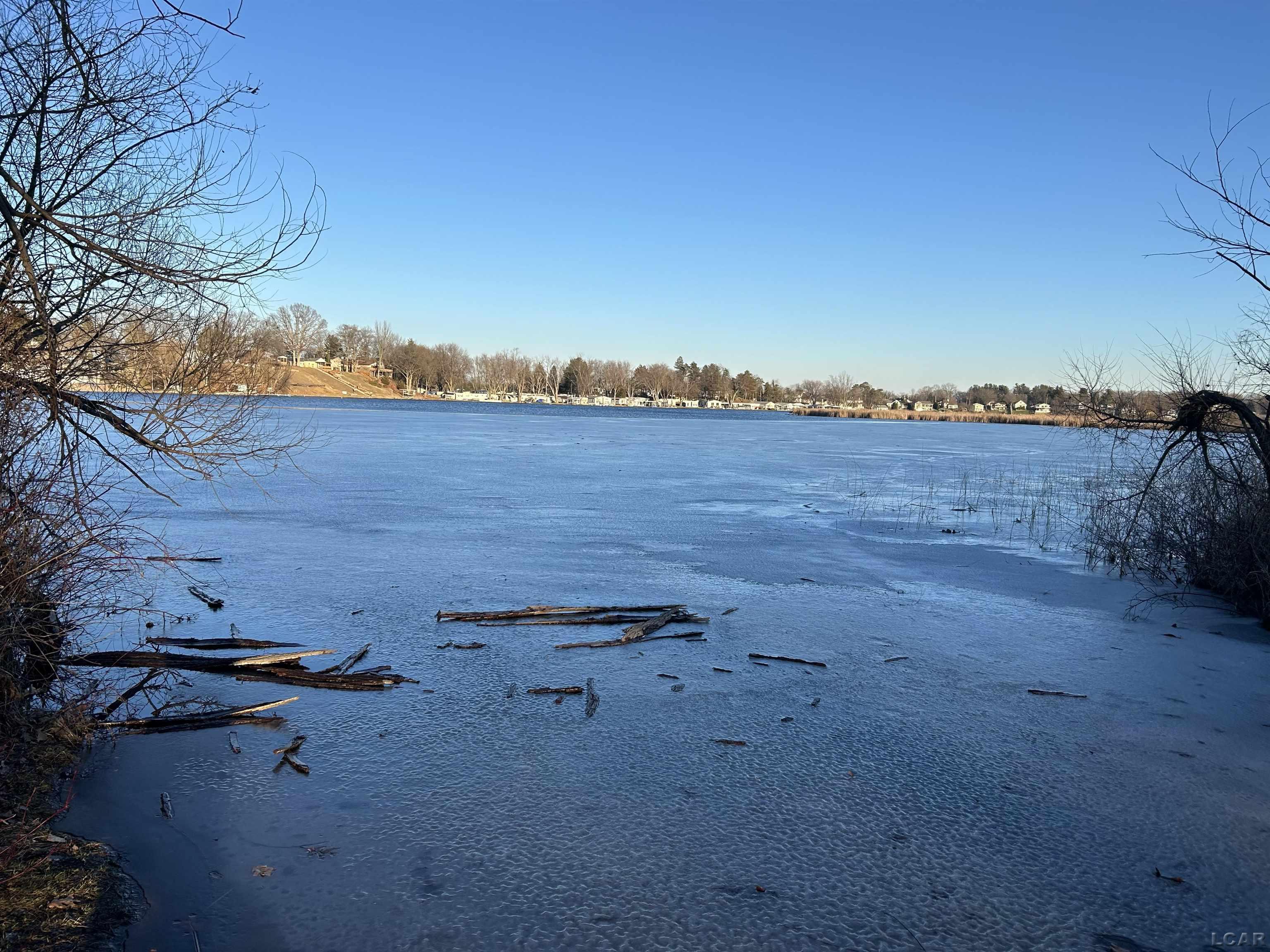 753 Vaniman Island Drive, Brooklyn, MI, 49230