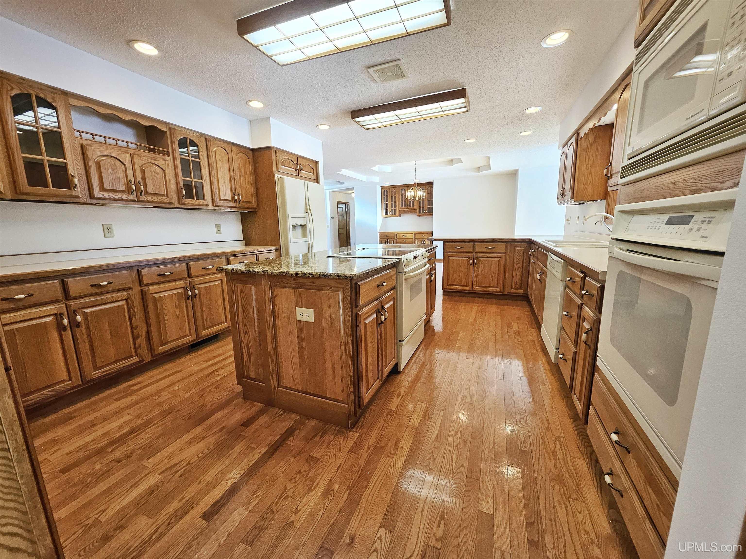 5723 W River Meadows Lane