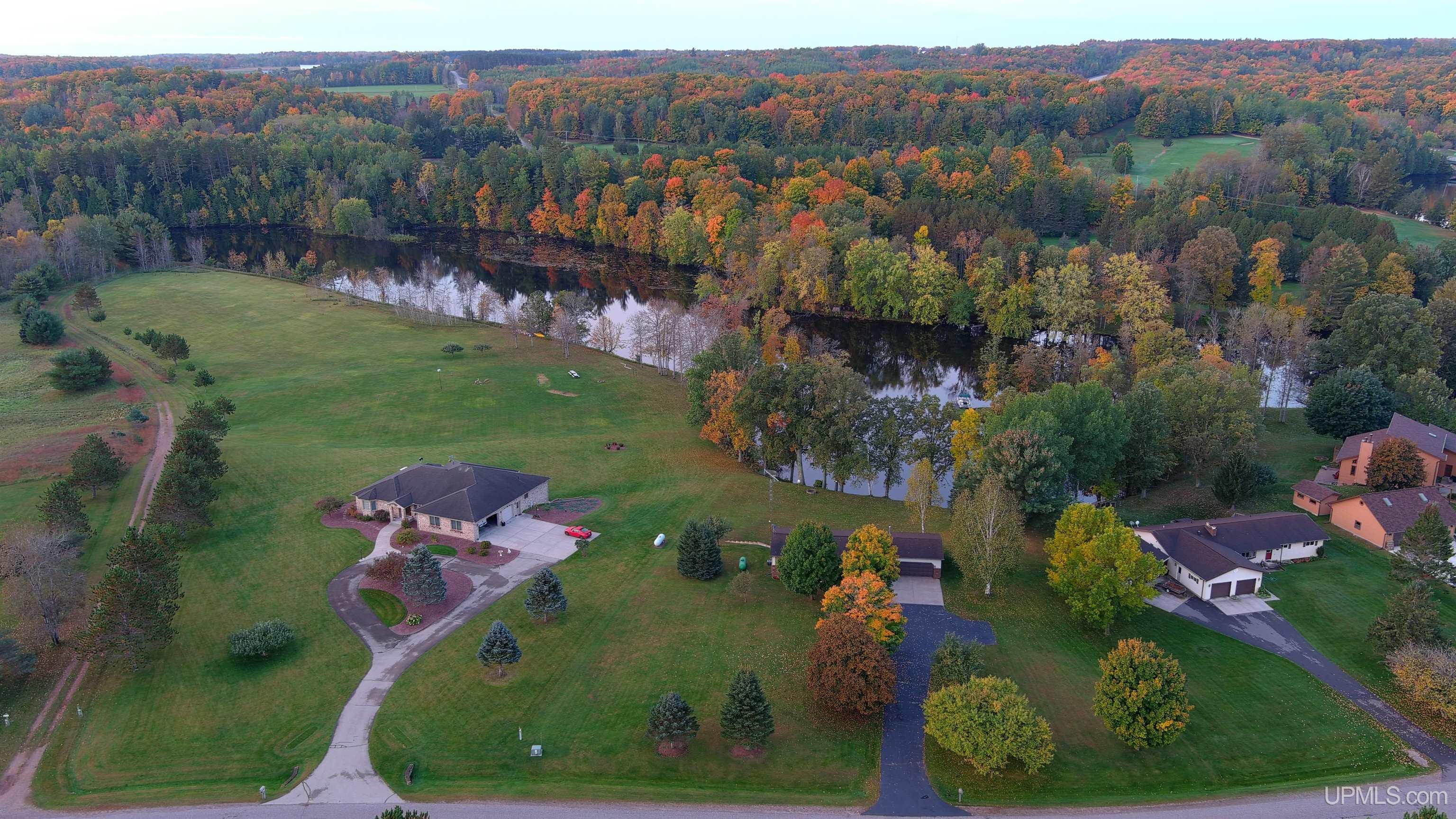 5723 W River Meadows Lane