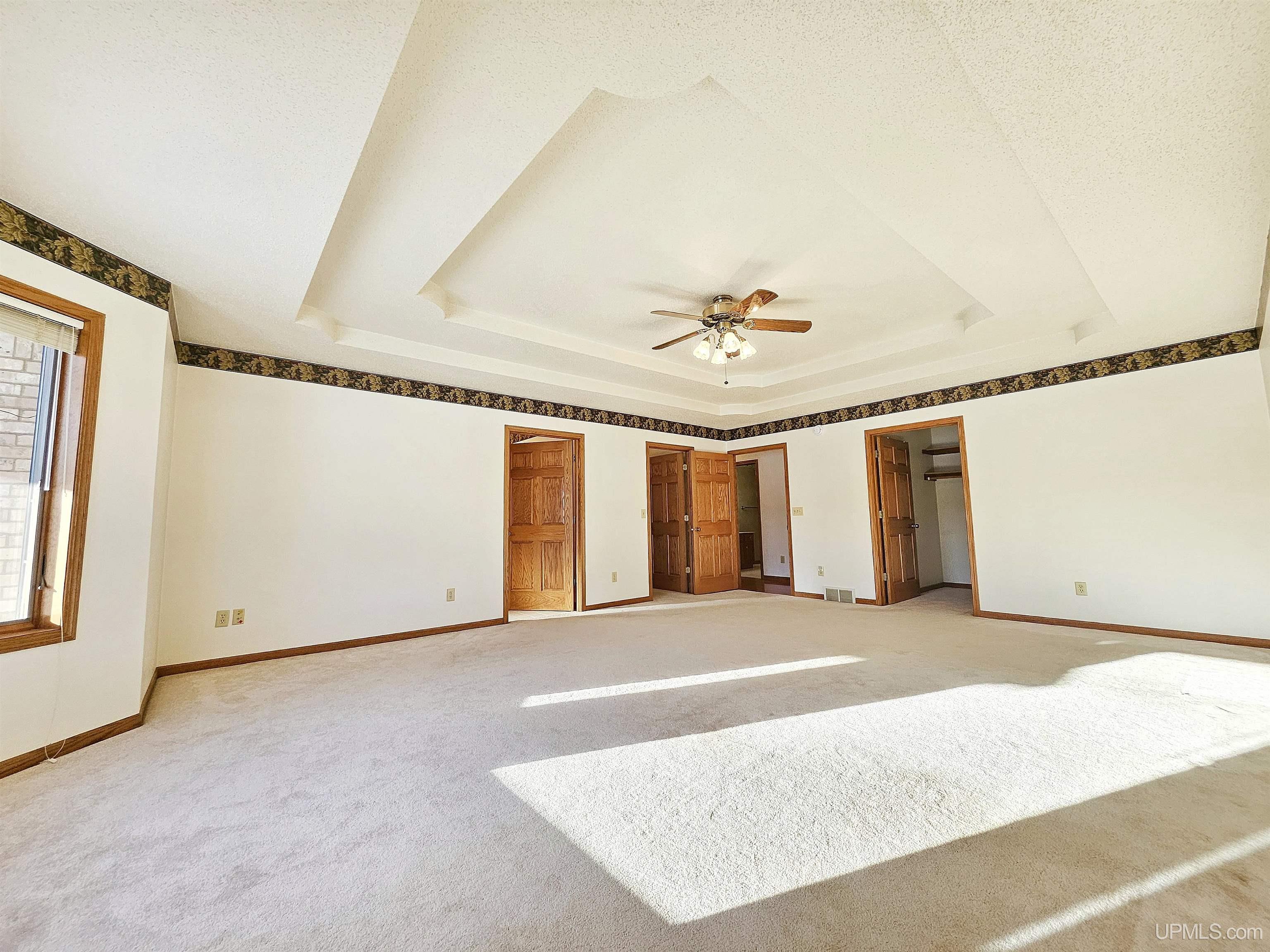 5723 W River Meadows Lane