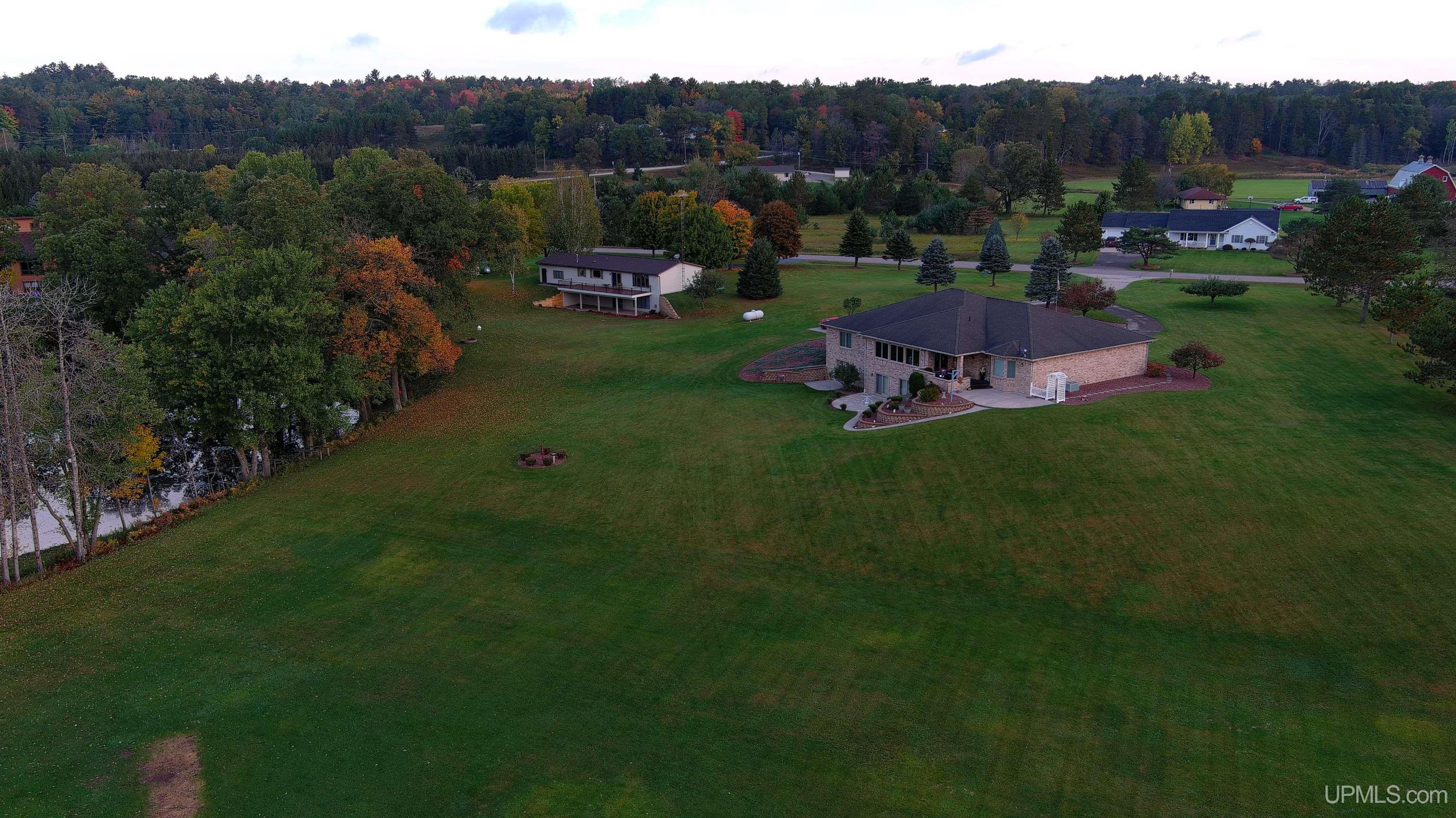5723 W River Meadows Lane