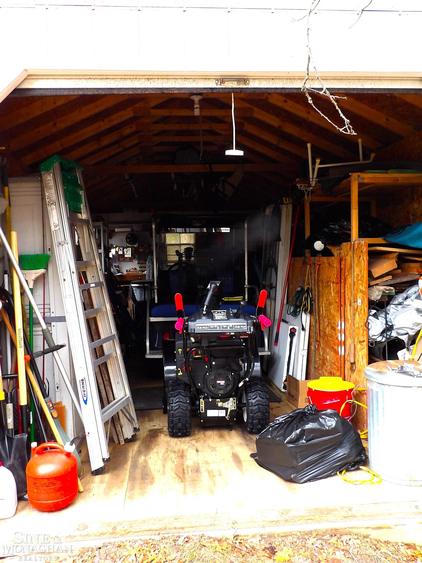 2051 W Parklane Road, White Cloud, MI, 49349