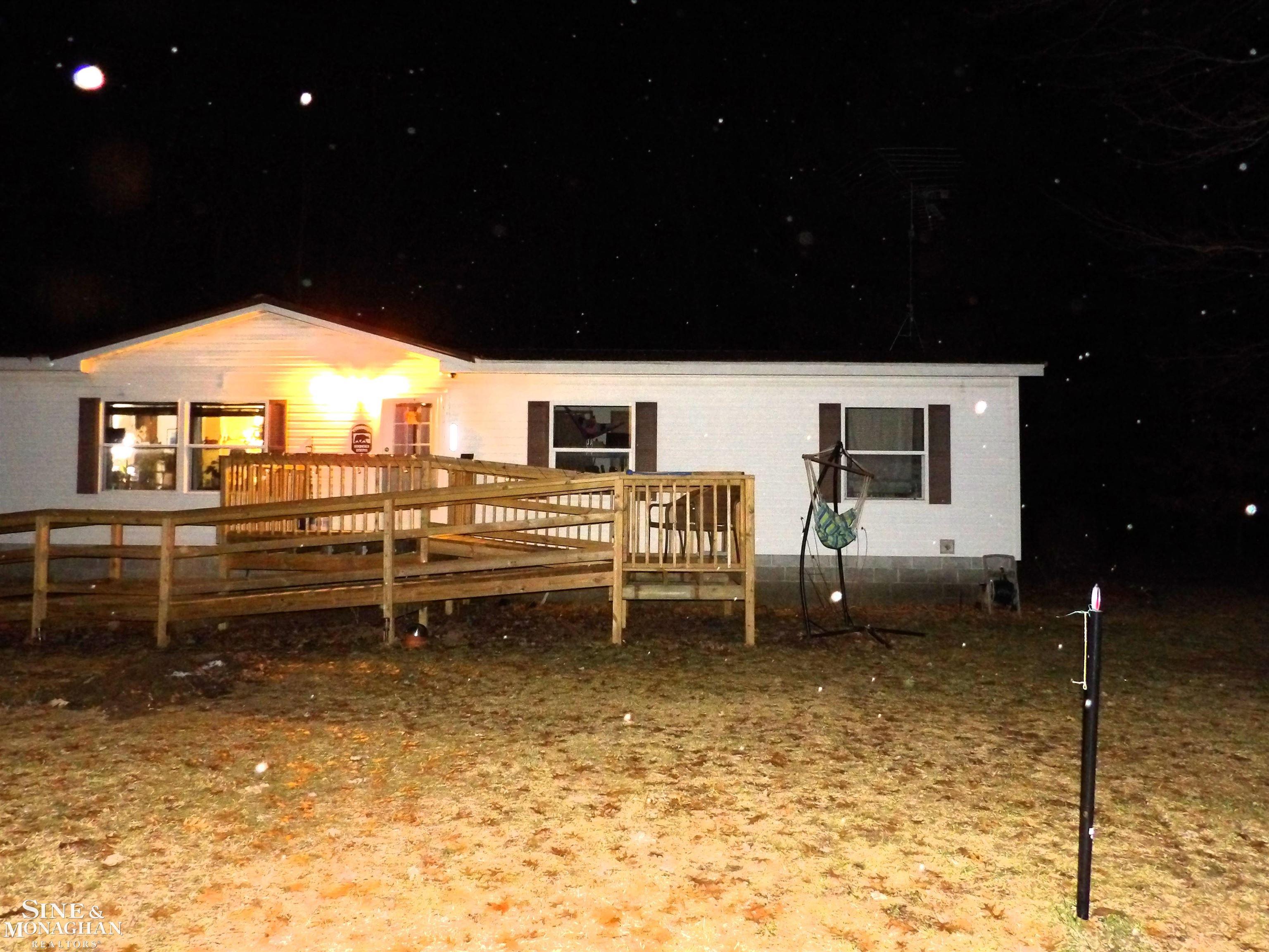 2051 W Parklane Road, White Cloud, MI, 49349