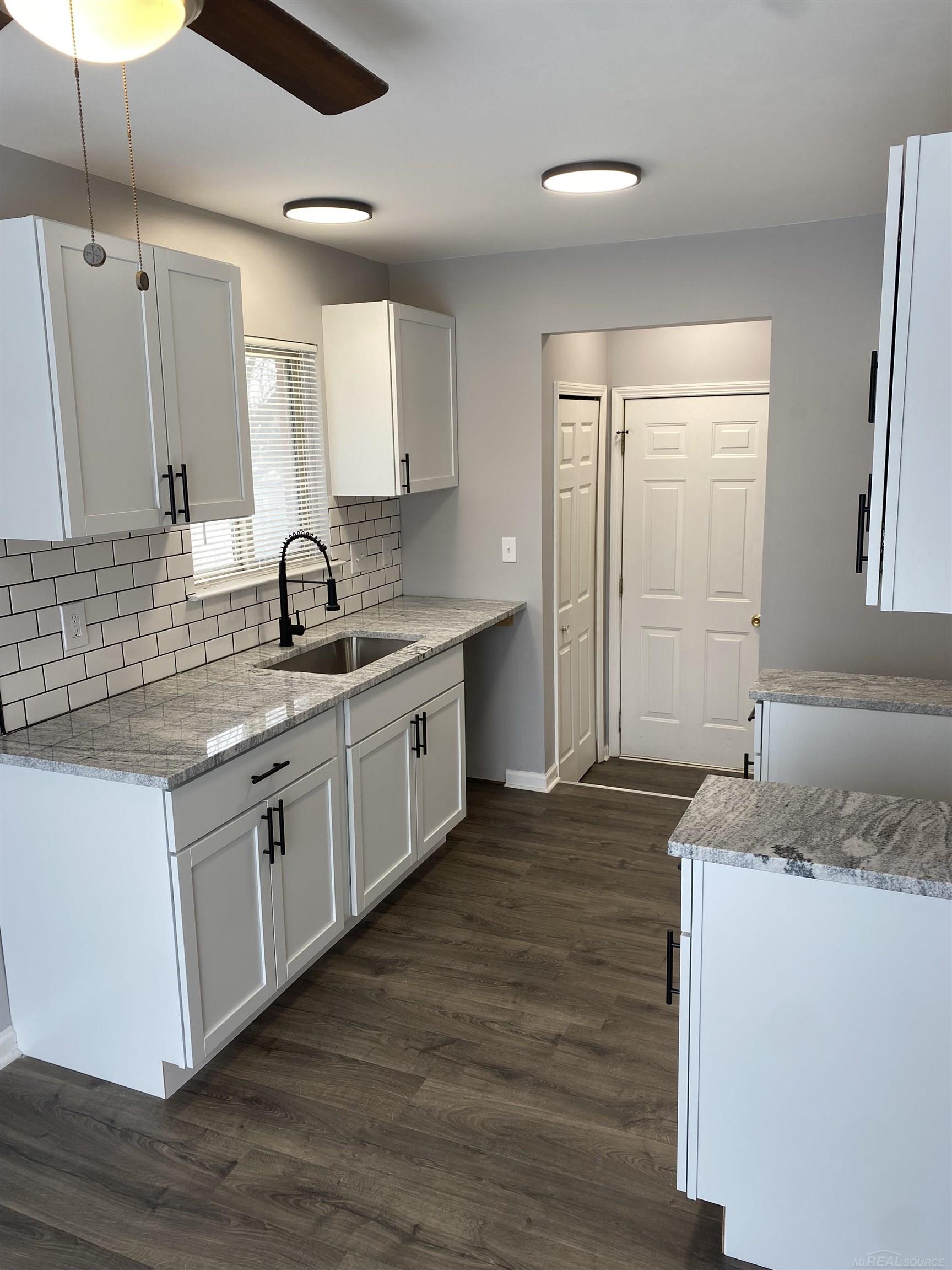 15833 Edsel, Clinton Township, MI, 48035