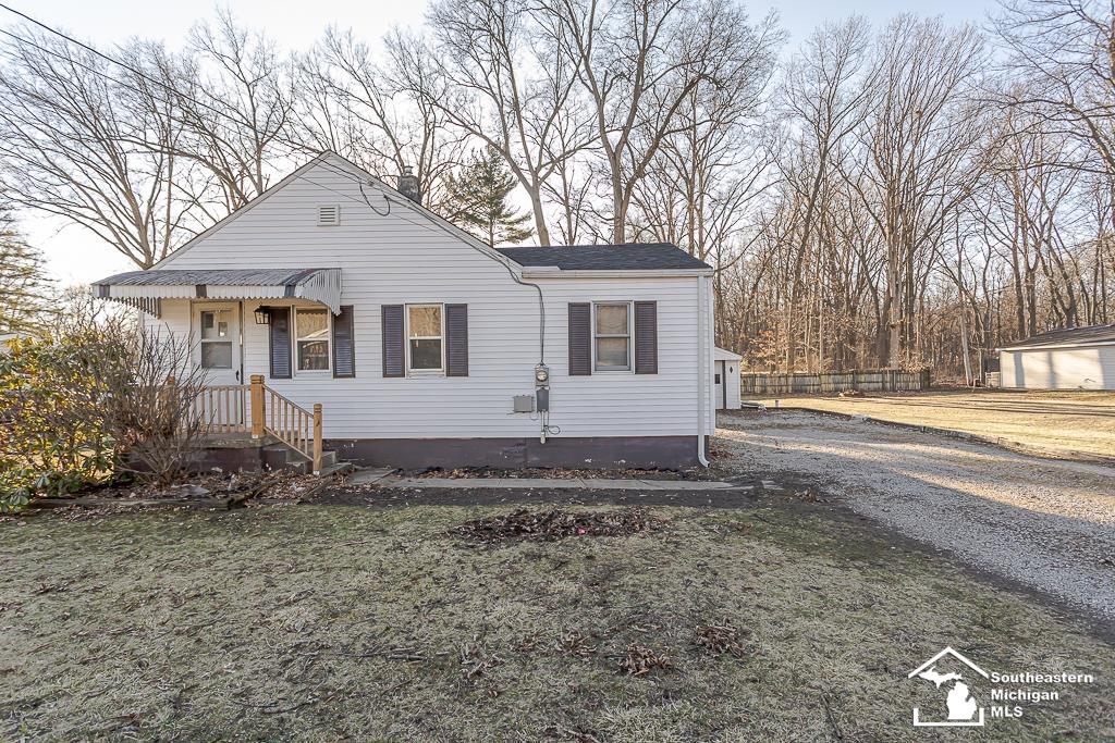 Homes for sale in Lambertville, MI | 8037 Wiseman Rd, Lambertville, MI 48144 | MLS# 50201259