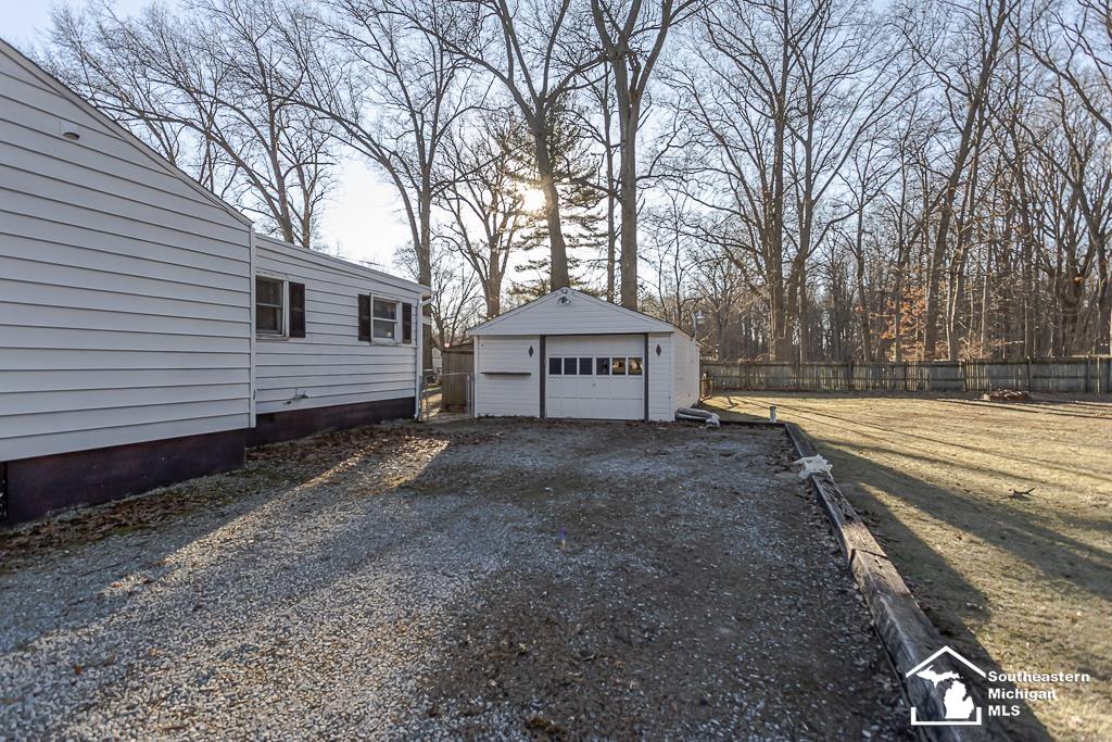 Homes for sale in Lambertville, MI | 8037 Wiseman Rd, Lambertville, MI 48144 | MLS# 50201259