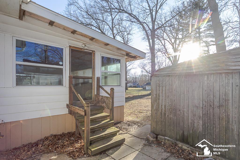 Homes for sale in Lambertville, MI | 8037 Wiseman Rd, Lambertville, MI 48144 | MLS# 50201259