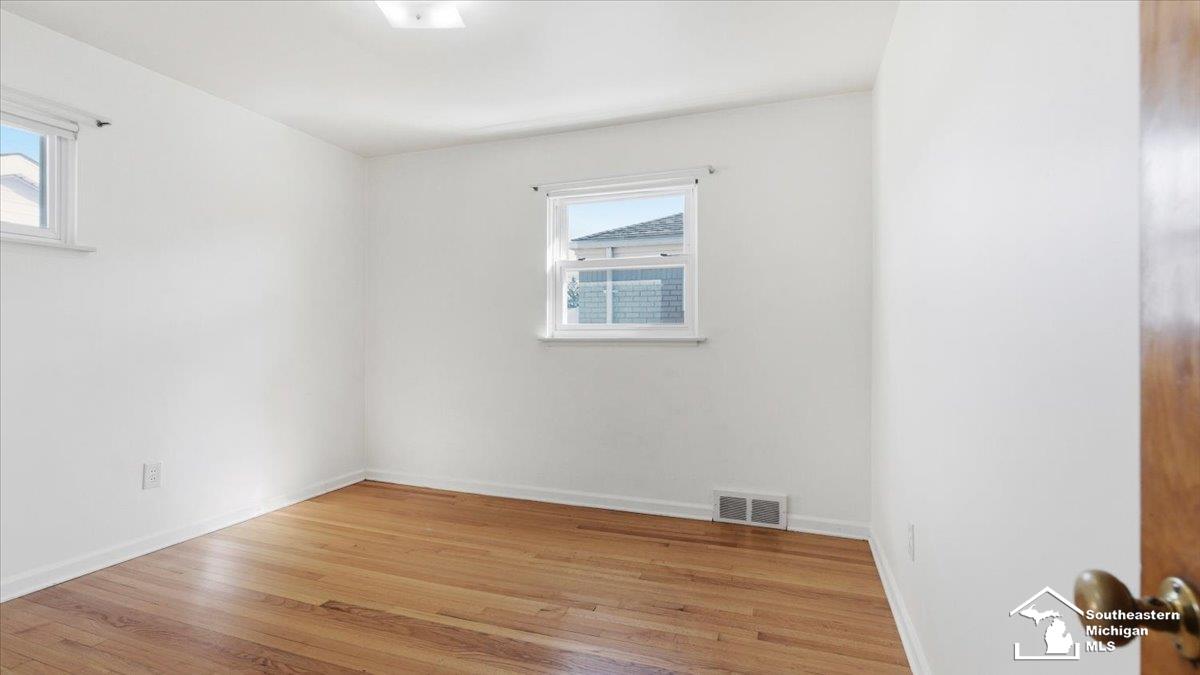 13144 Wesley Street, Southgate, MI, 48195