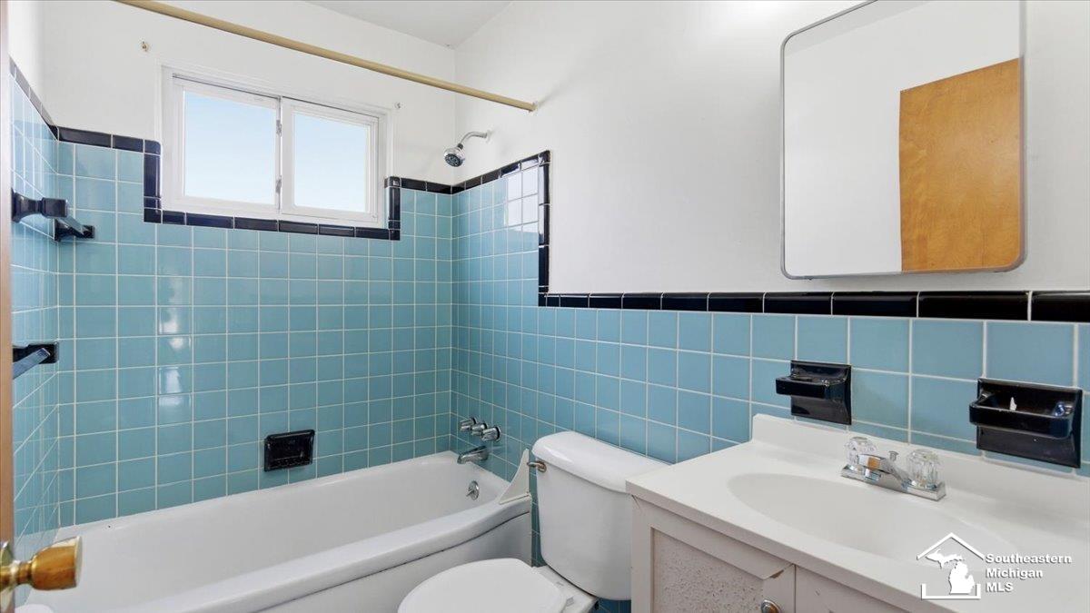 13144 Wesley Street, Southgate, MI, 48195