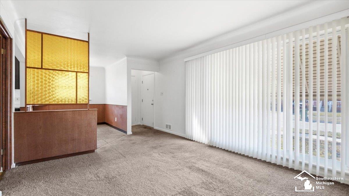 13144 Wesley Street, Southgate, MI, 48195