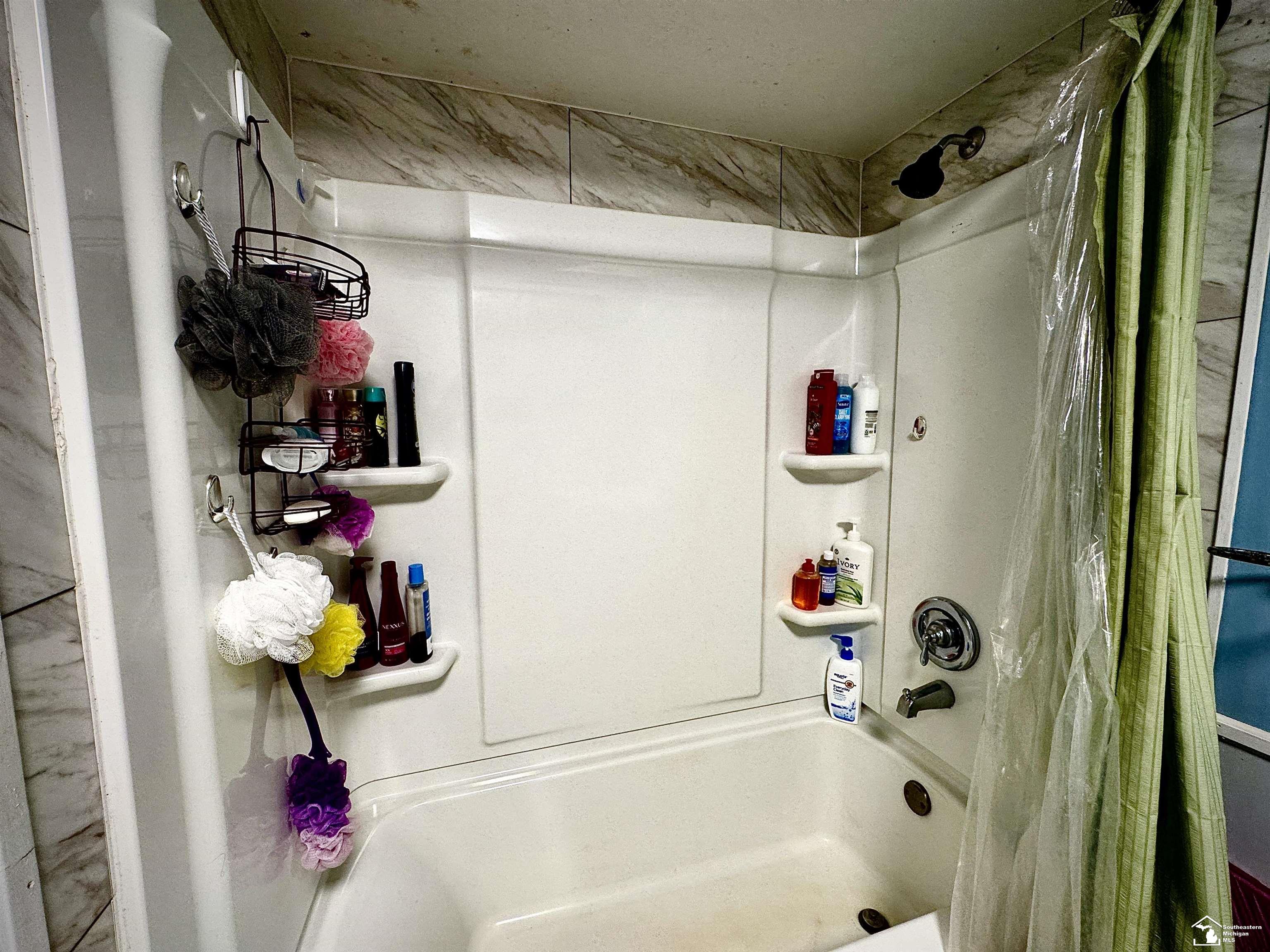 9115 Summerfield Road, Temperance, MI, 48182