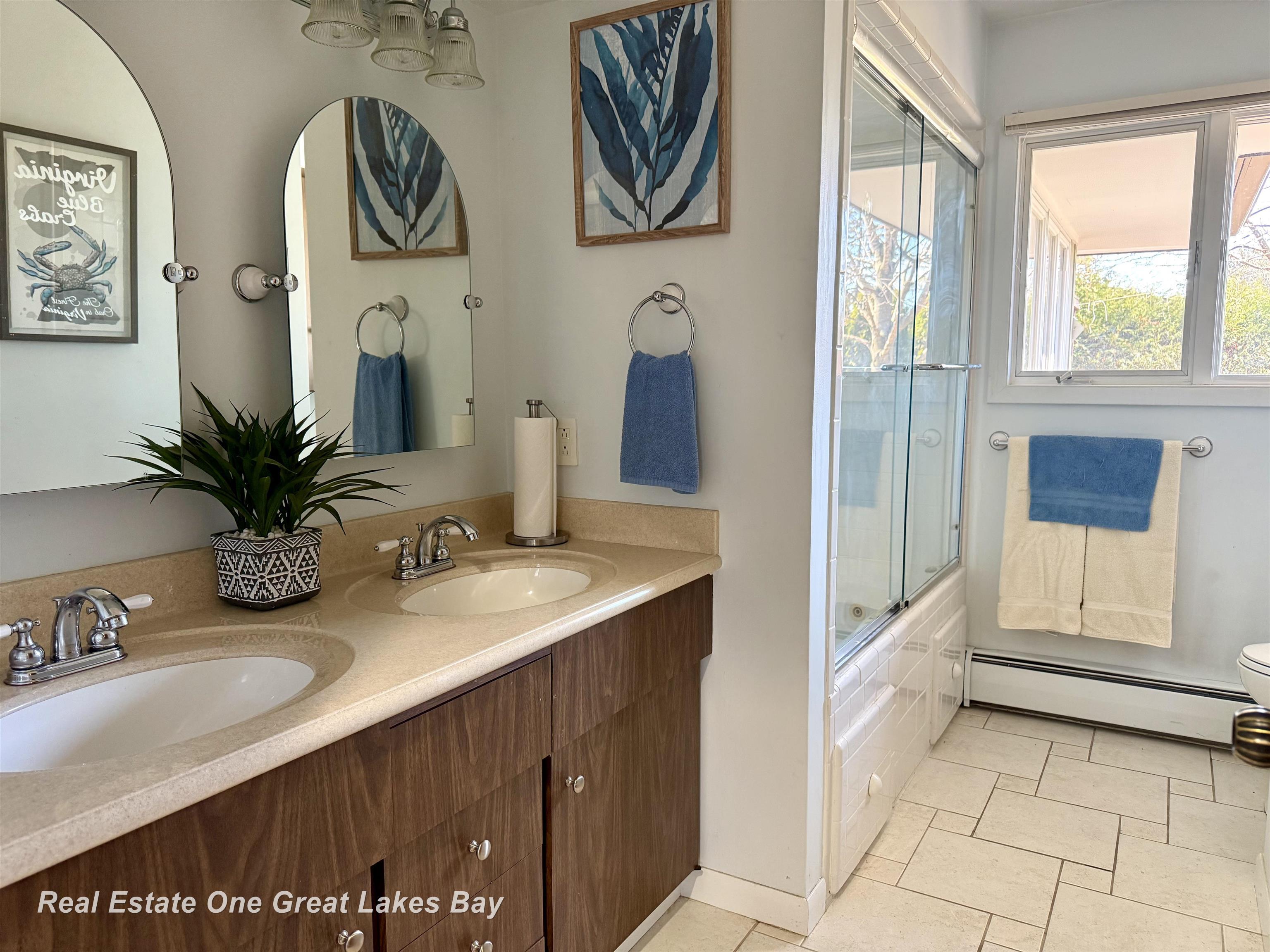 4749 Century Drive, Saginaw, MI, 48638