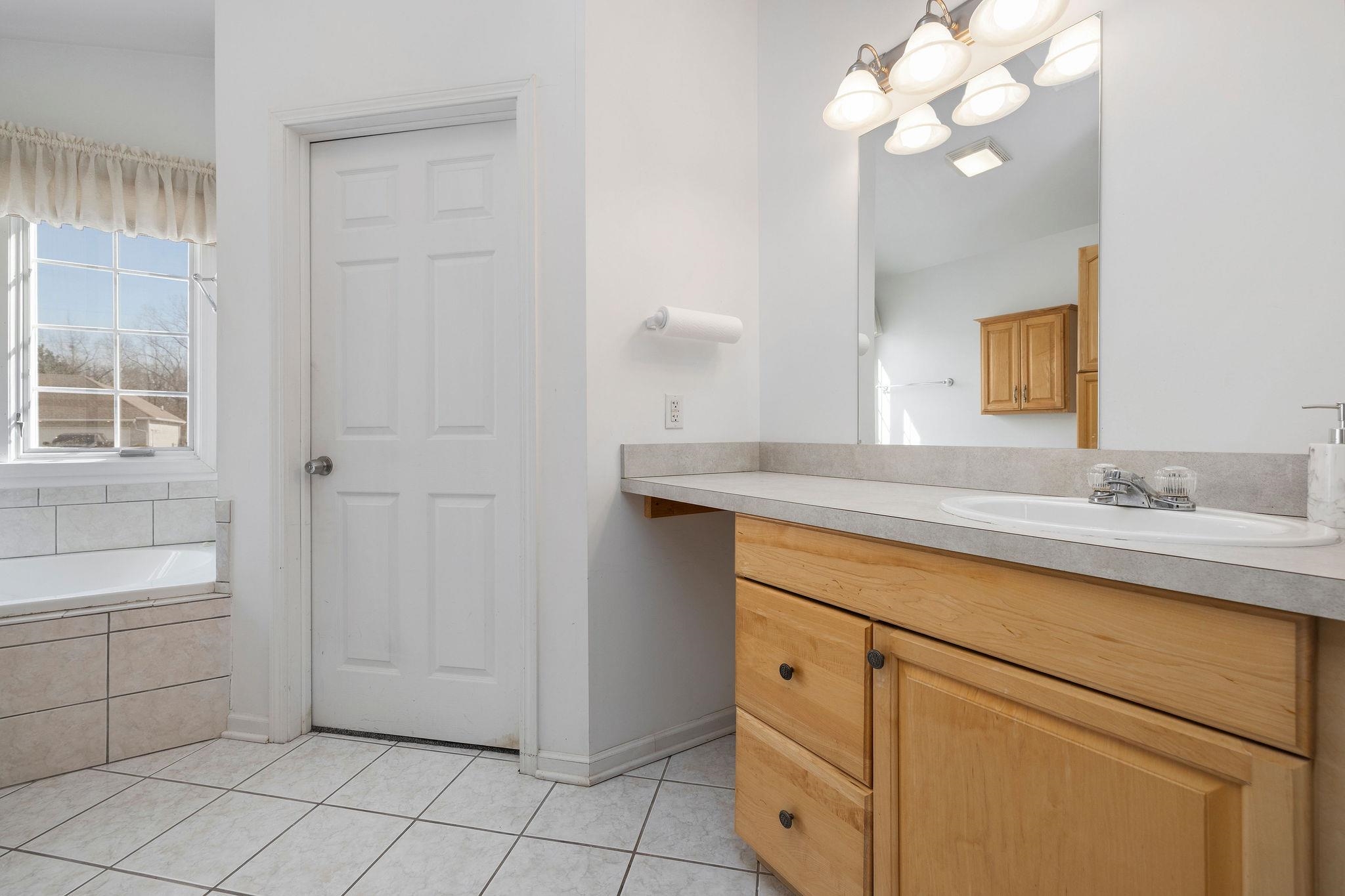 4860 S Crossings Street, Saginaw, MI, 48603