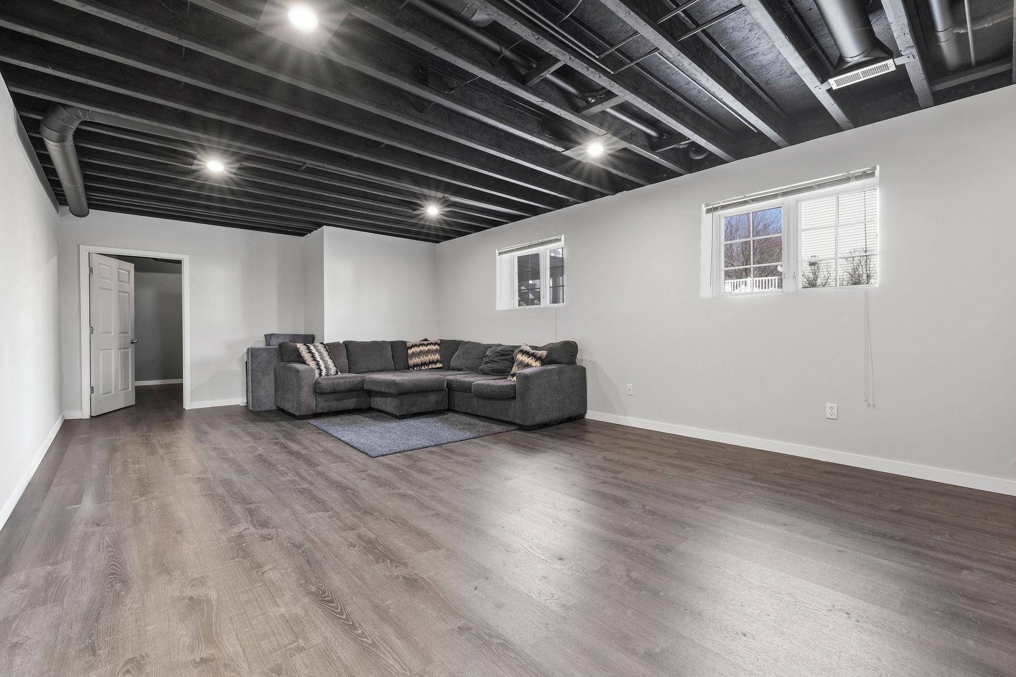 4860 S Crossings Street, Saginaw, MI, 48603