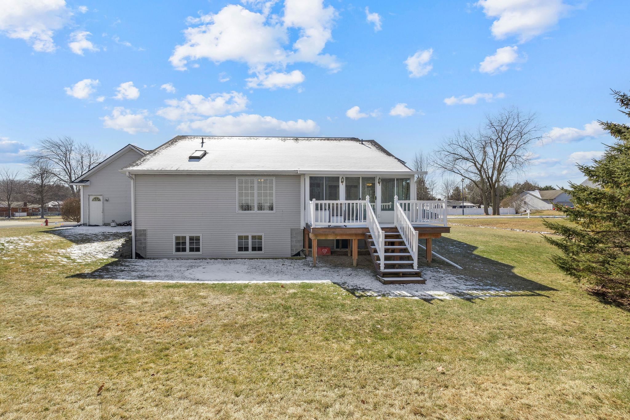 4860 S Crossings Street, Saginaw, MI, 48603