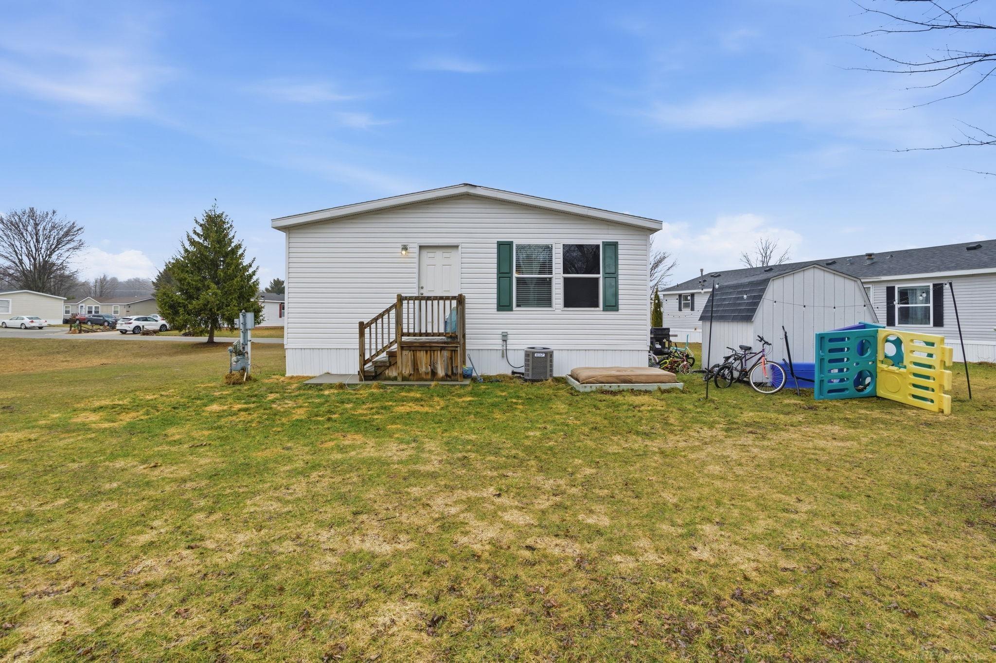 Homes for sale in Columbus Township St Clair, MI | 1829 Ponderosa Ave, Columbus Township St Clair, MI 48063 | MLS# 58050201425