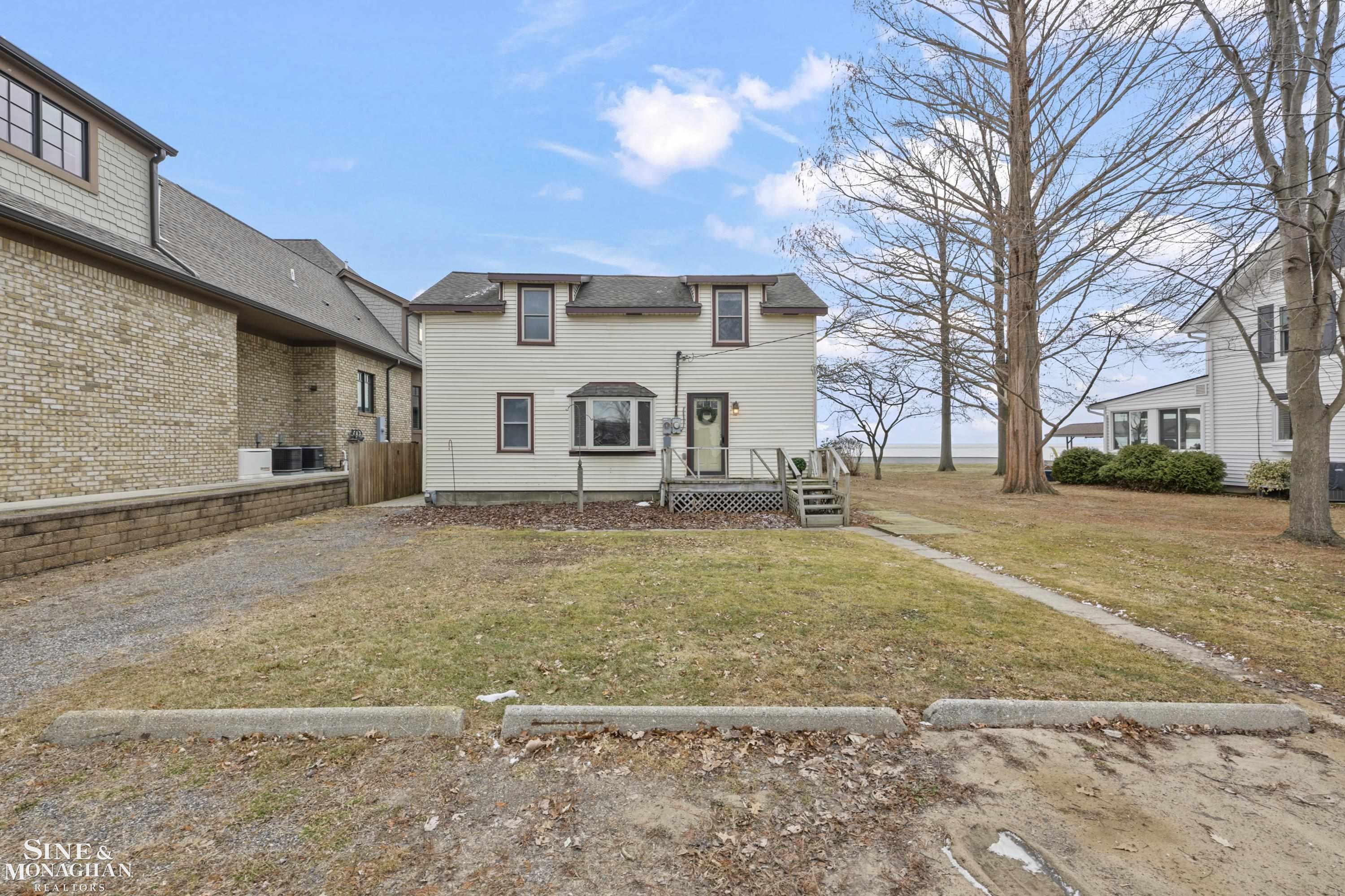 Photo of property for sale at 34590 Jefferson Avenue, Harrison Twp MI 48045