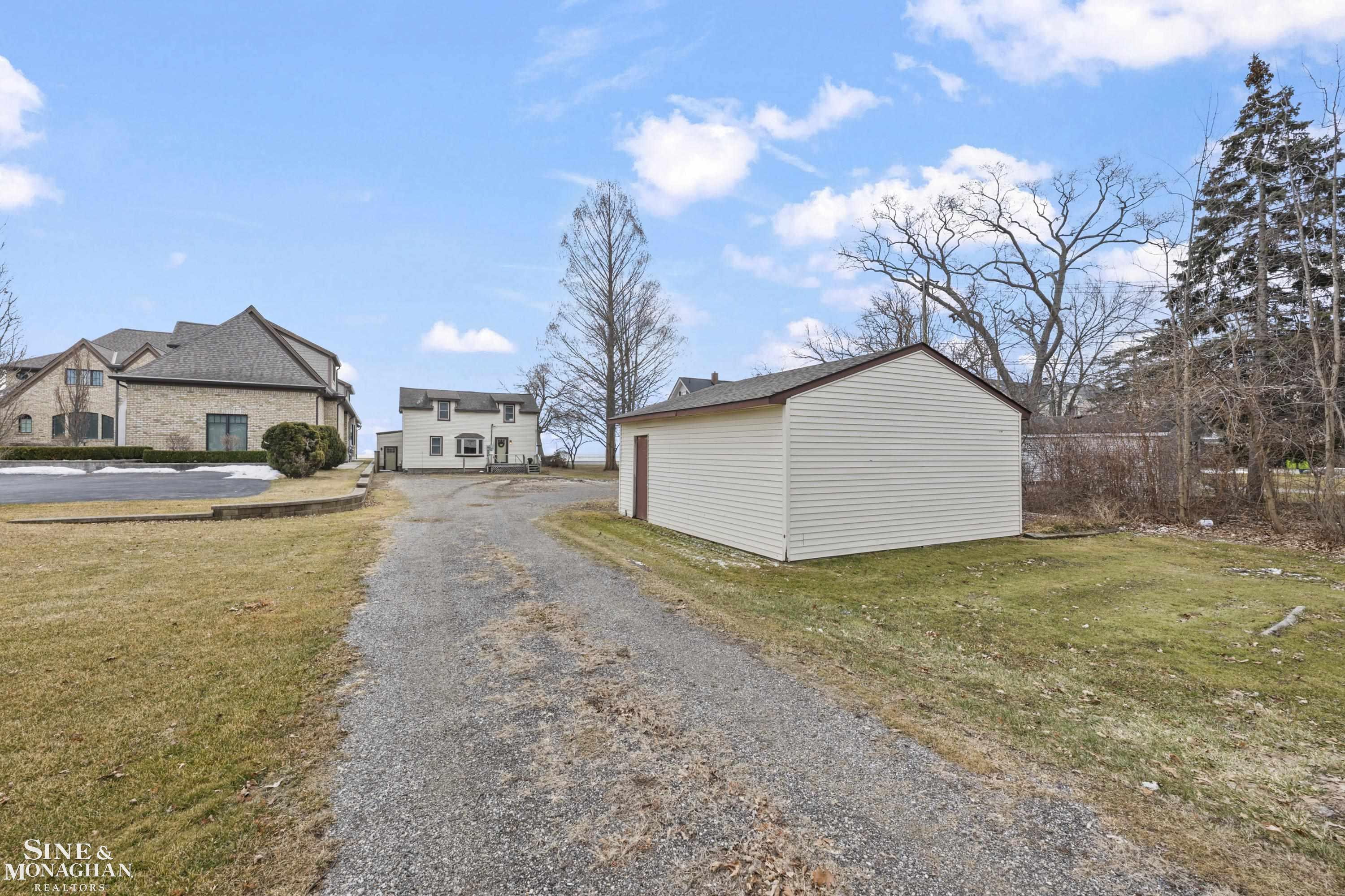 34590 Jefferson Avenue photo 15