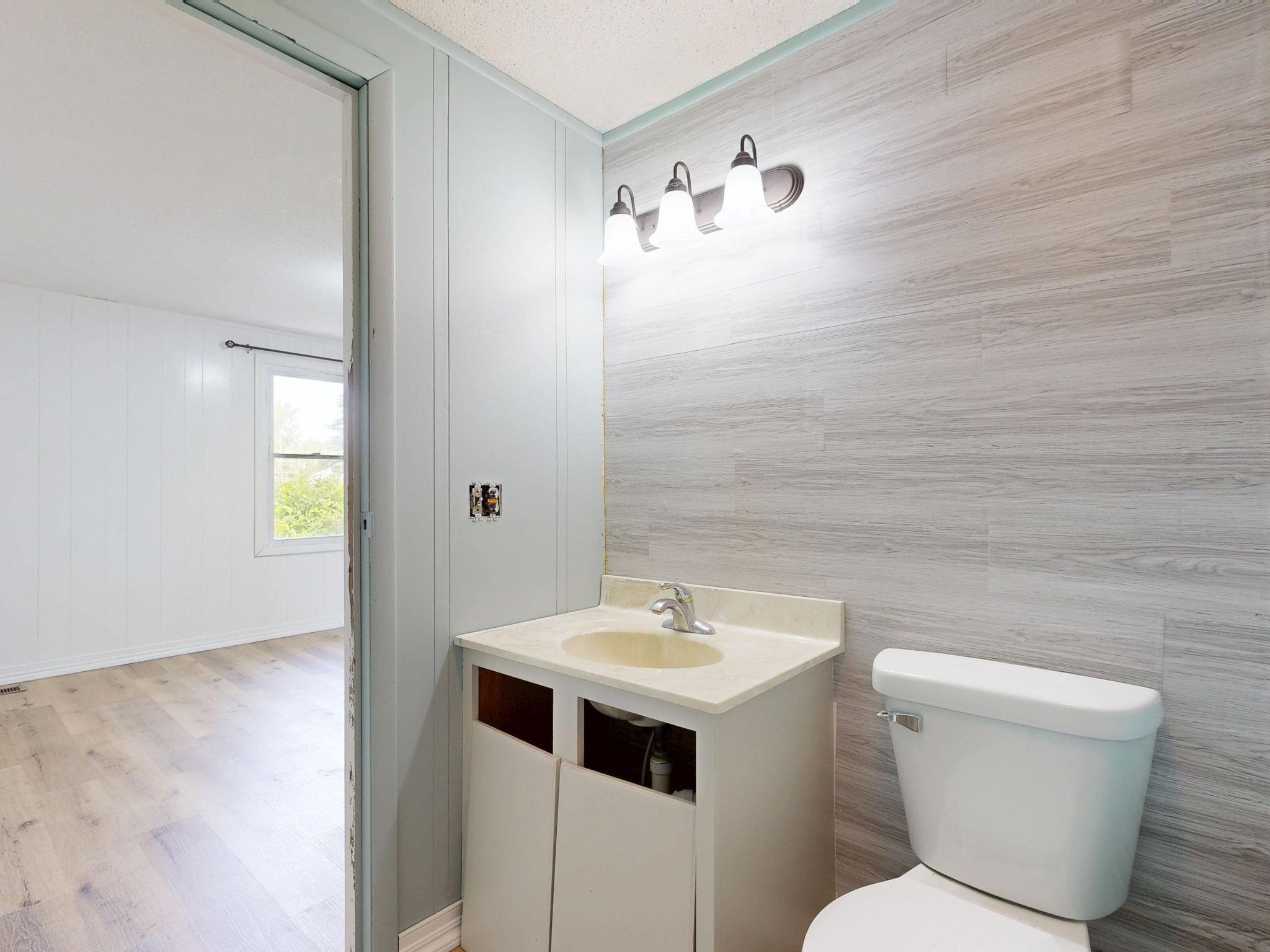 13148 Saginaw Road, Clio, MI, 48420