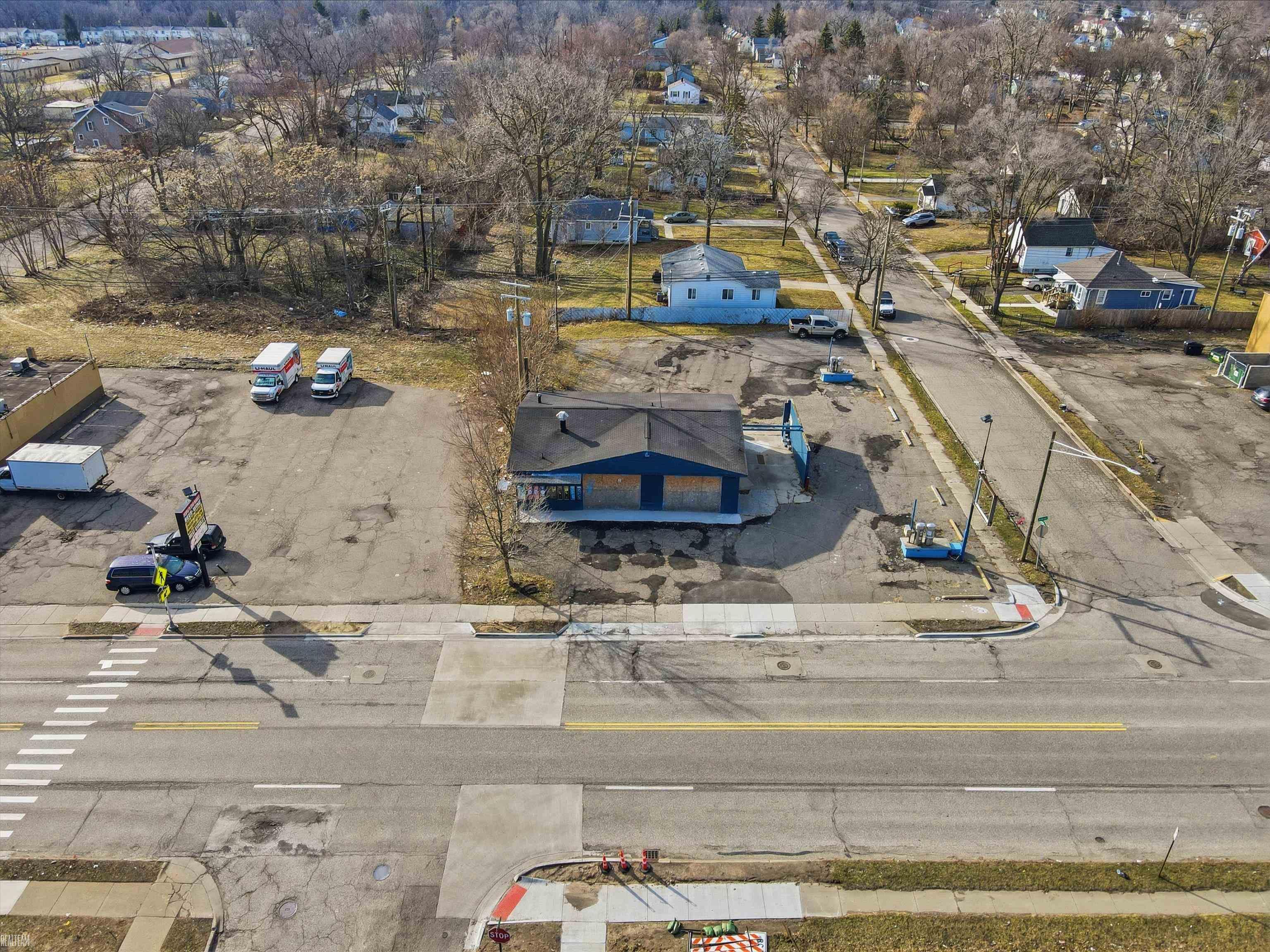 684 Auburn Avenue, Pontiac, MI, 48342