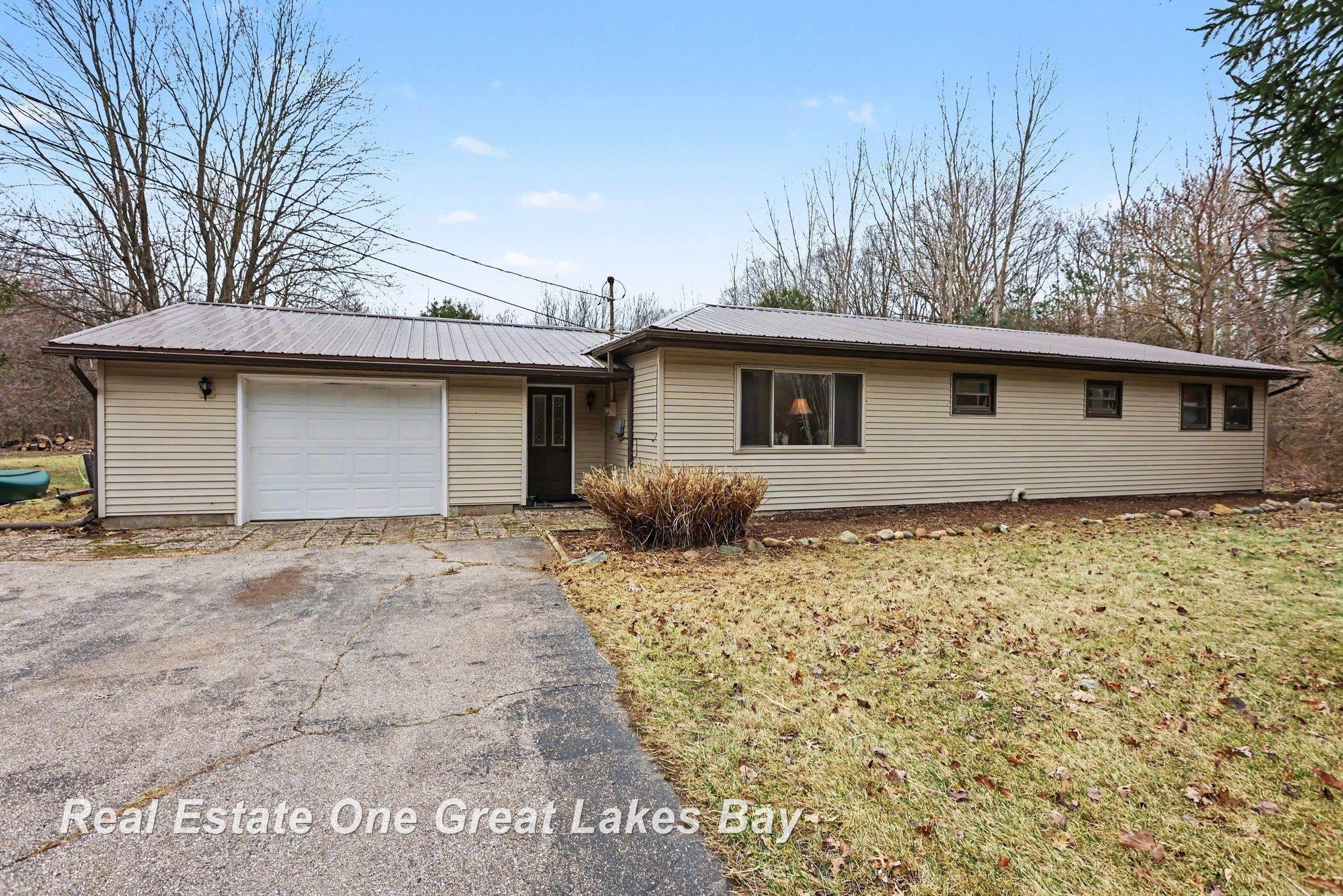 12467 Dorwood Road, Burt, MI, 48417