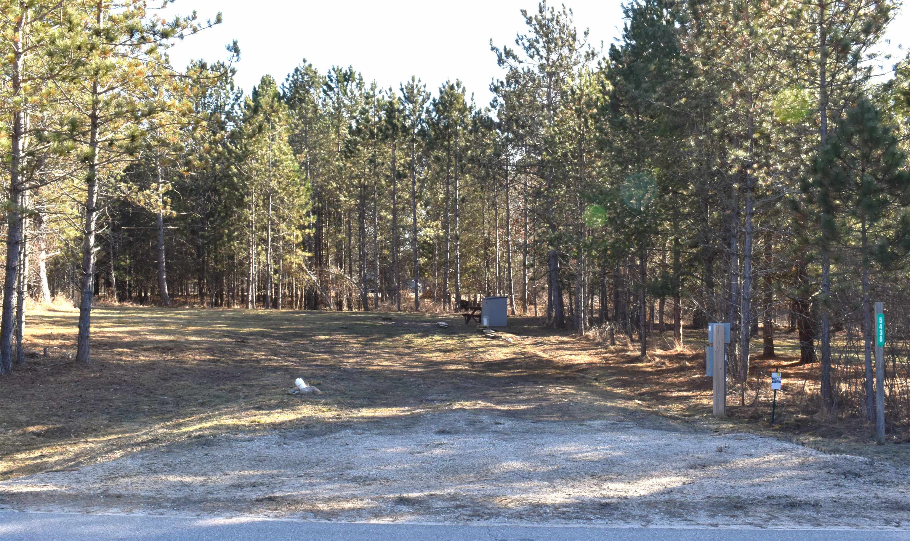 5438 Kings Way photo 3
