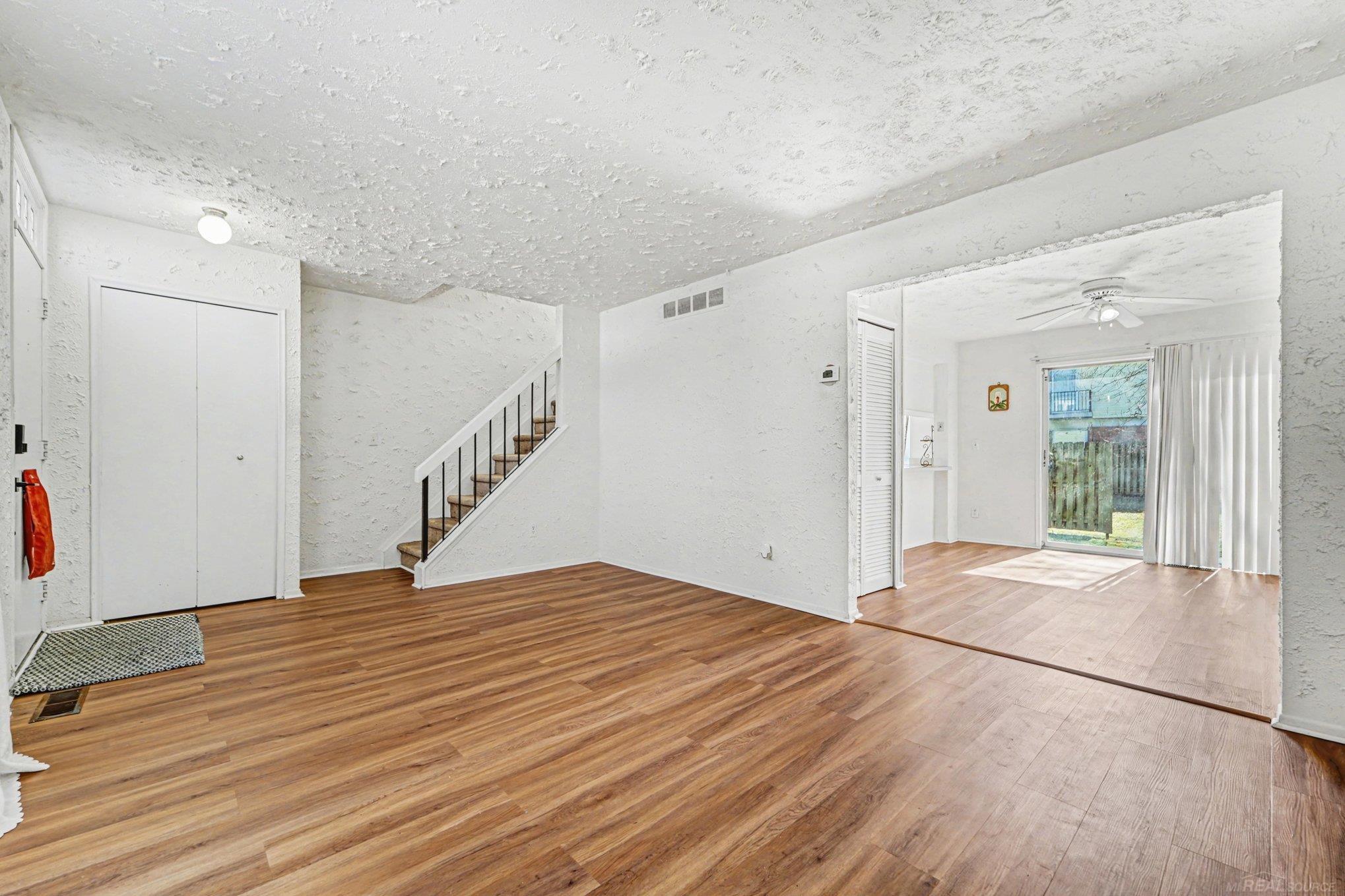 37545 Charter Oaks Boulevard, Clinton Township, MI, 48036