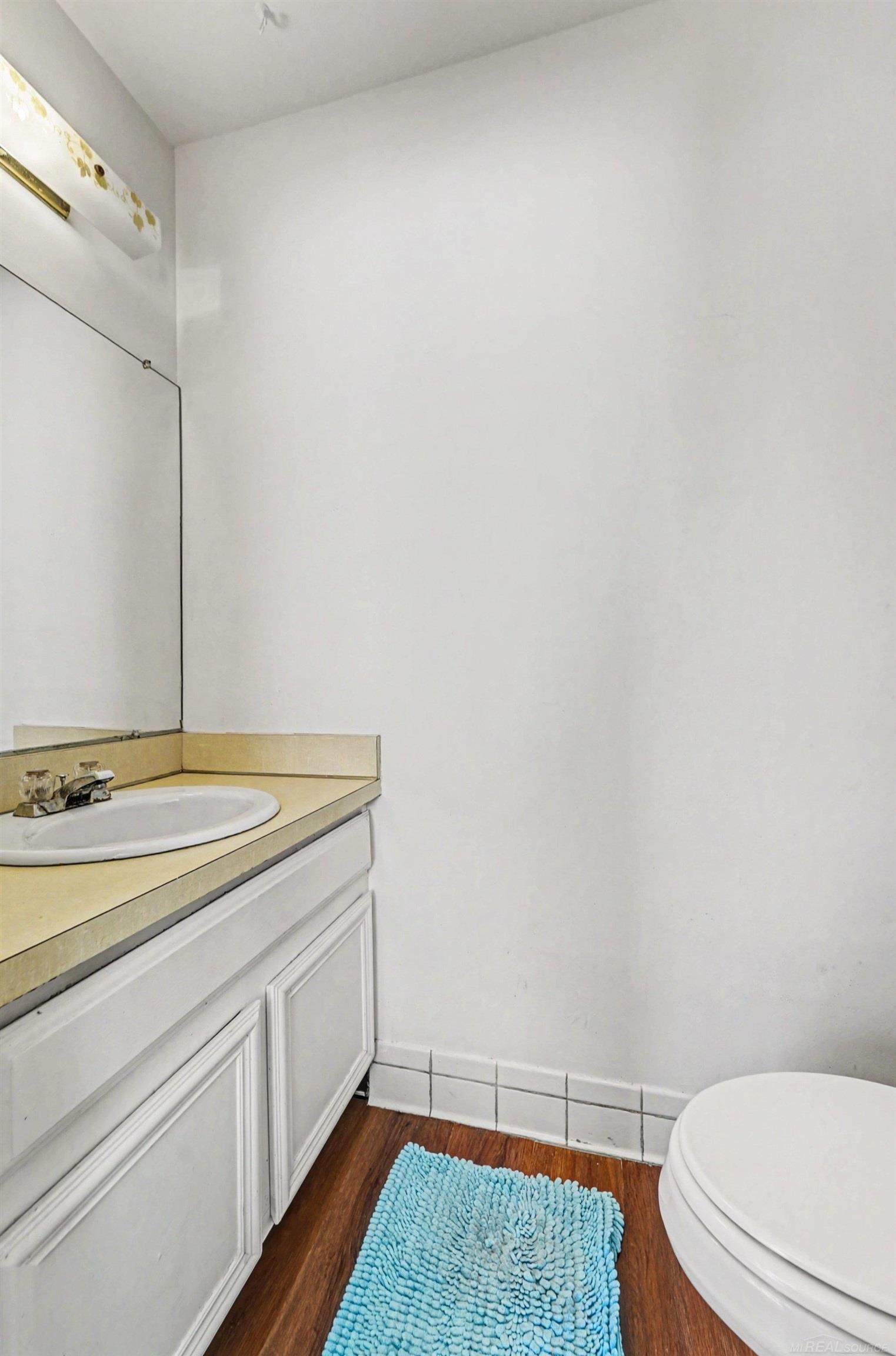 37545 Charter Oaks Boulevard, Clinton Township, MI, 48036