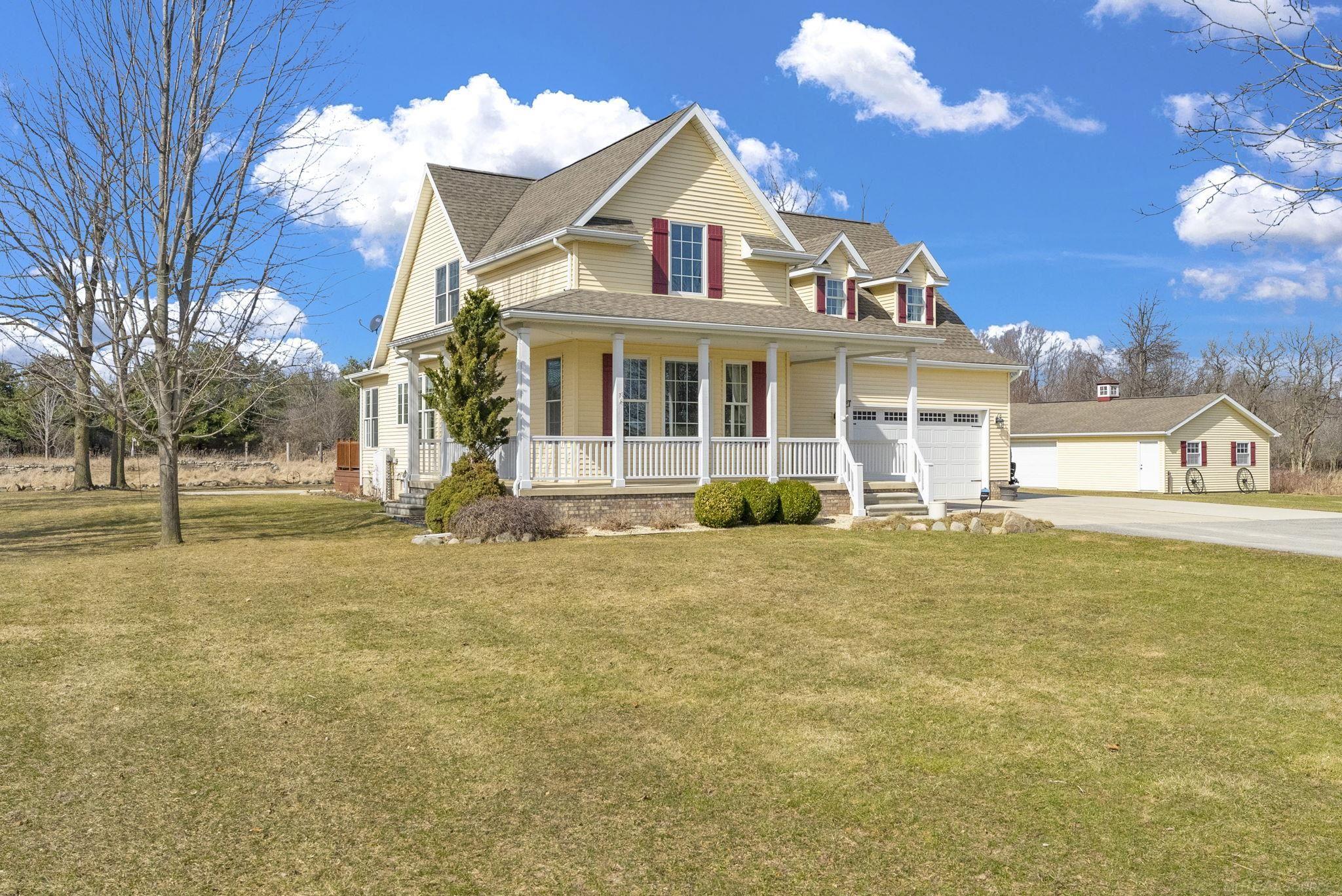 Homes for sale in Lexington, MI | 5948 Babcock Rd, Lexington, MI 48450 | MLS# 50201463