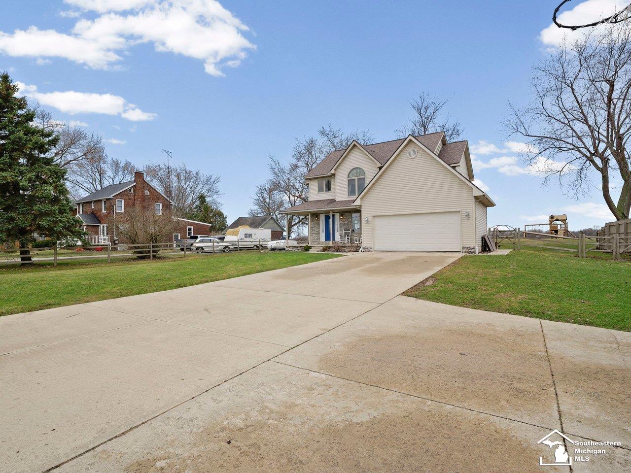 Homes for sale in Erie, MI | 9117 S Dixie Hwy, Erie, MI 48133 | MLS# 50201469