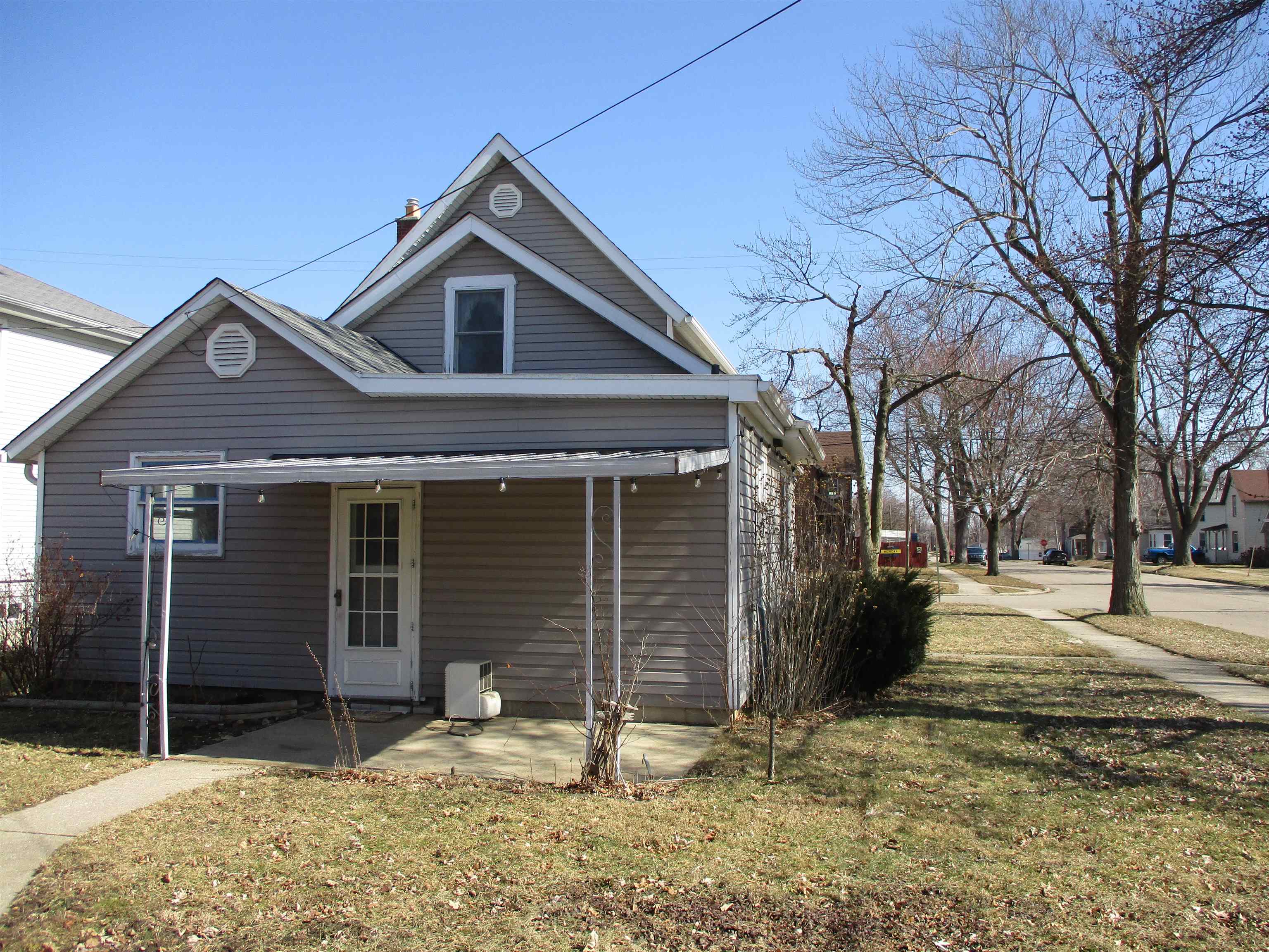 Homes for sale in Durand, MI | 401 Marquette St, Durand, MI 48429 | MLS# 50201484