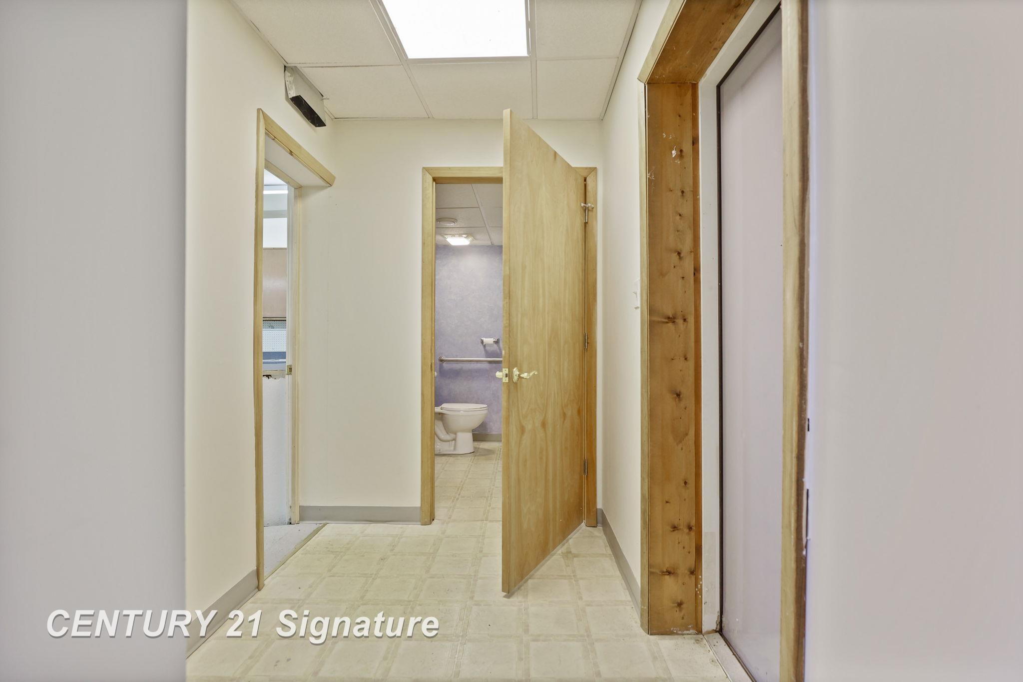 2019 Columbus Avenue, Bay City, MI, 48708