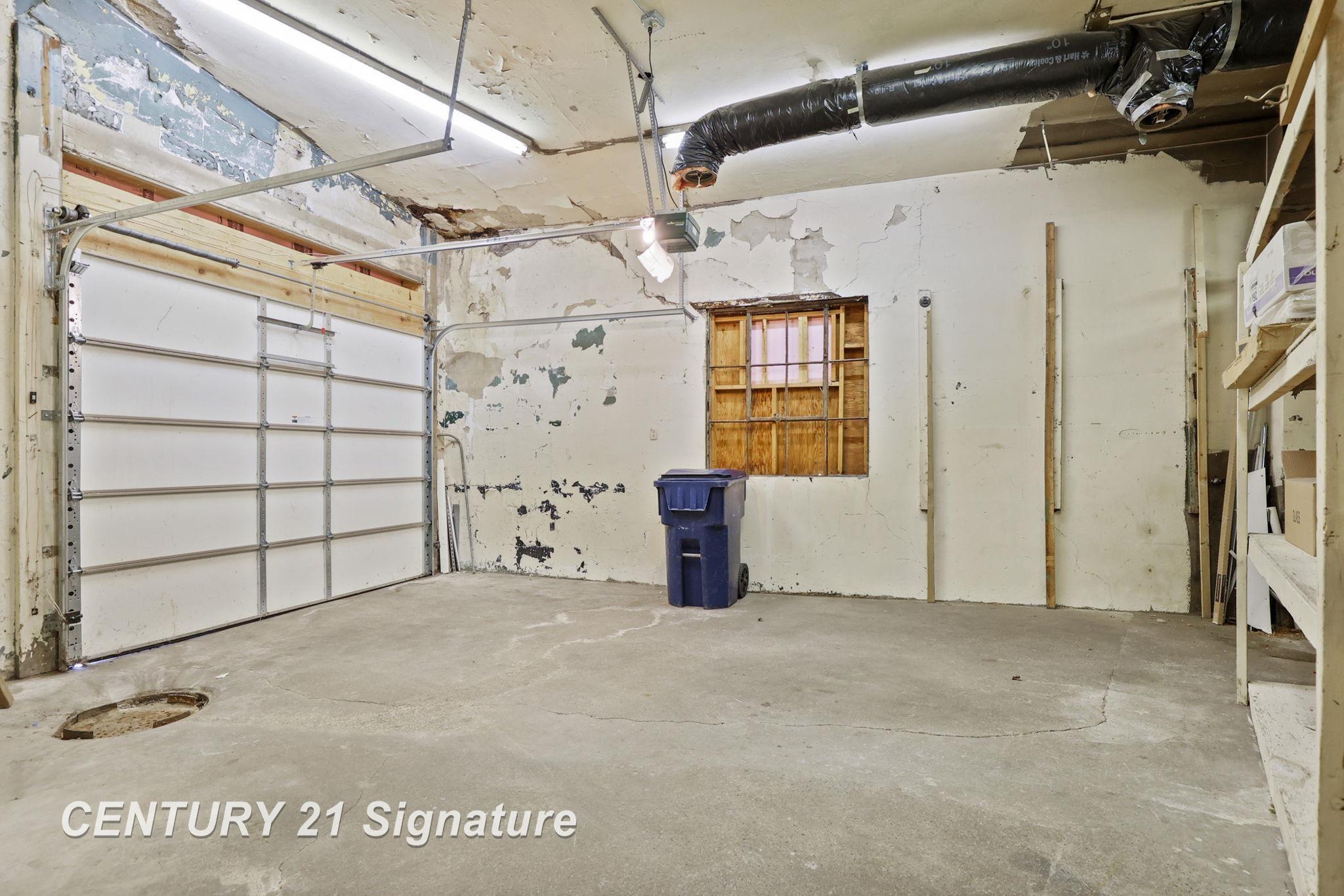 2019 Columbus Avenue, Bay City, MI, 48708