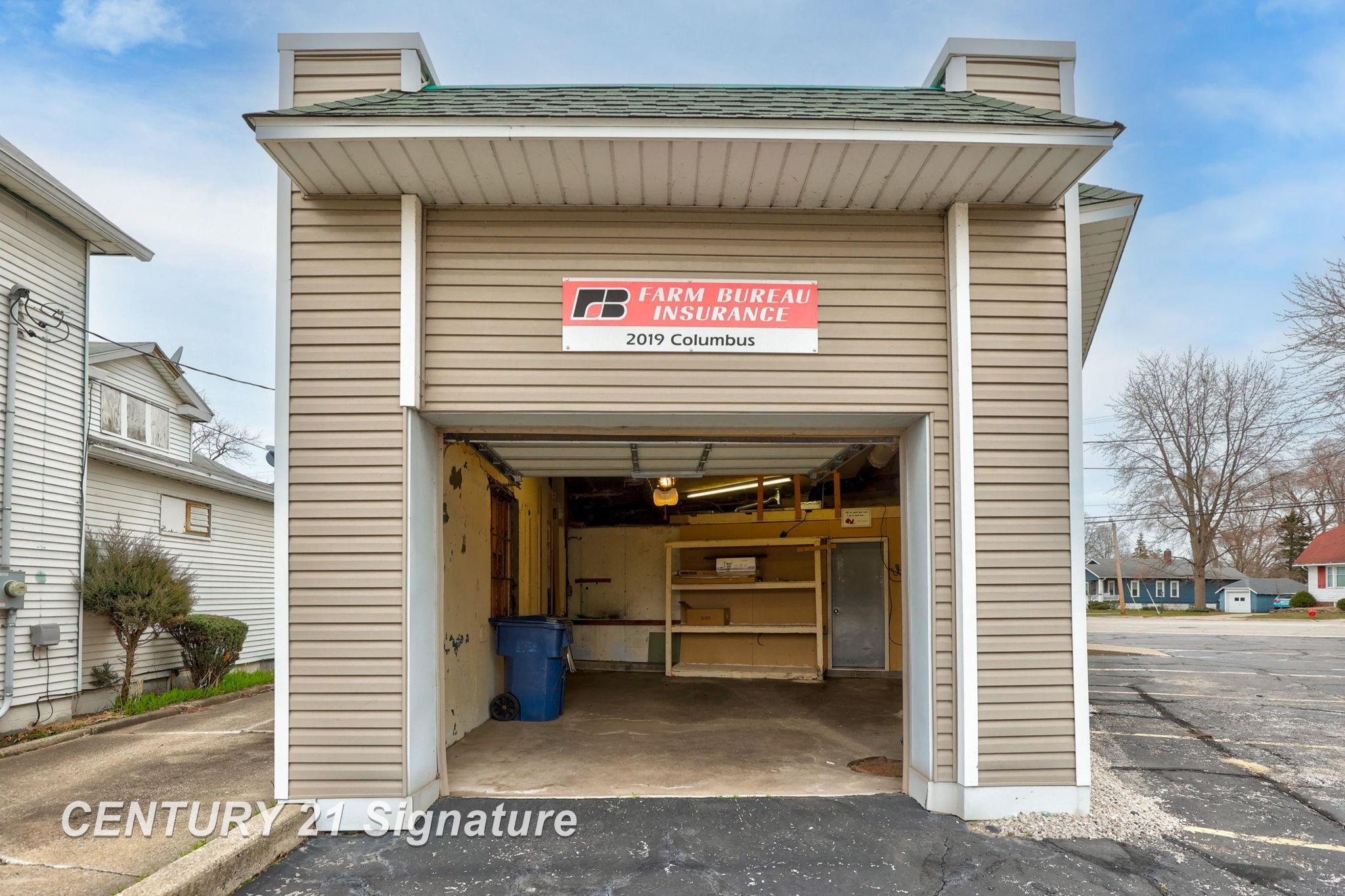 2019 Columbus Avenue, Bay City, MI, 48708