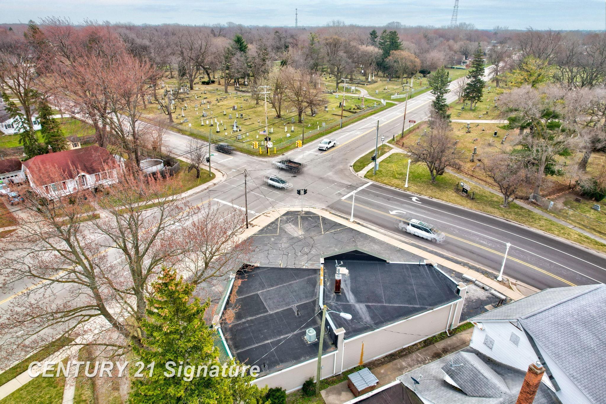 2019 Columbus Avenue, Bay City, MI, 48708