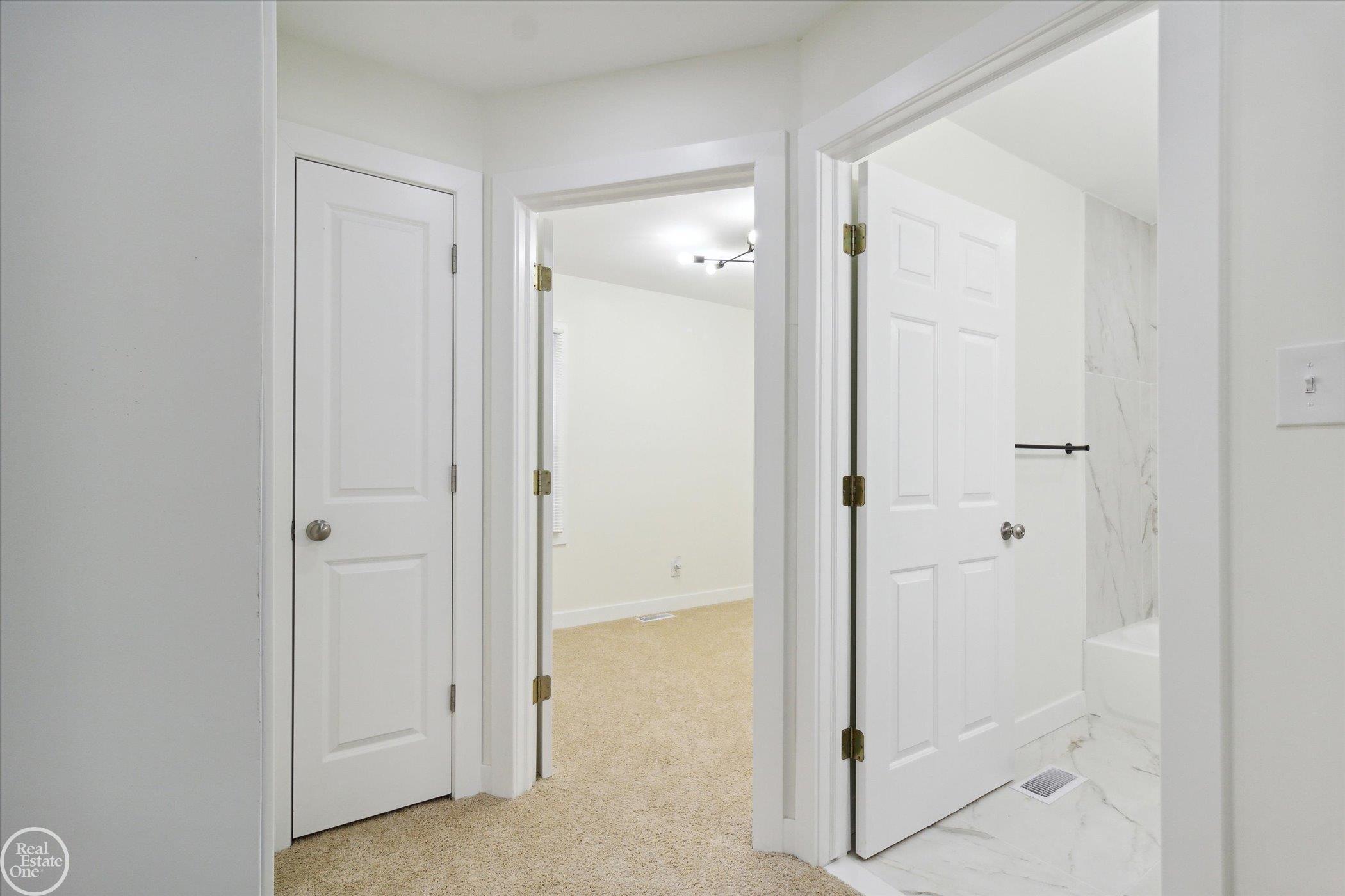 14221 Marshall Avenue, Warren, MI, 48089-5024