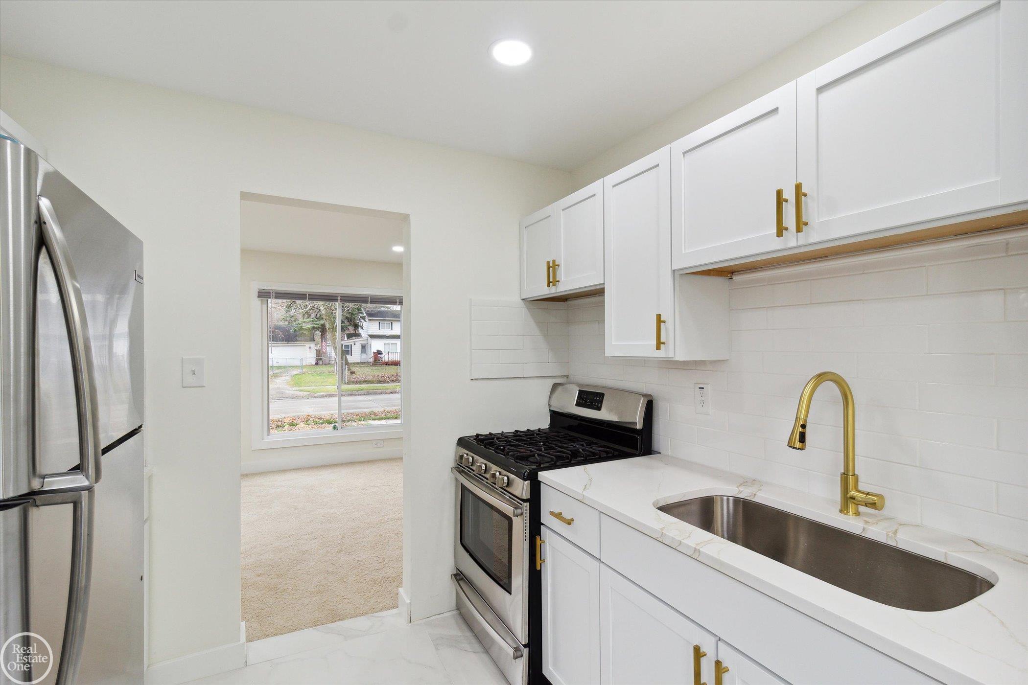 14221 Marshall Avenue, Warren, MI, 48089-5024