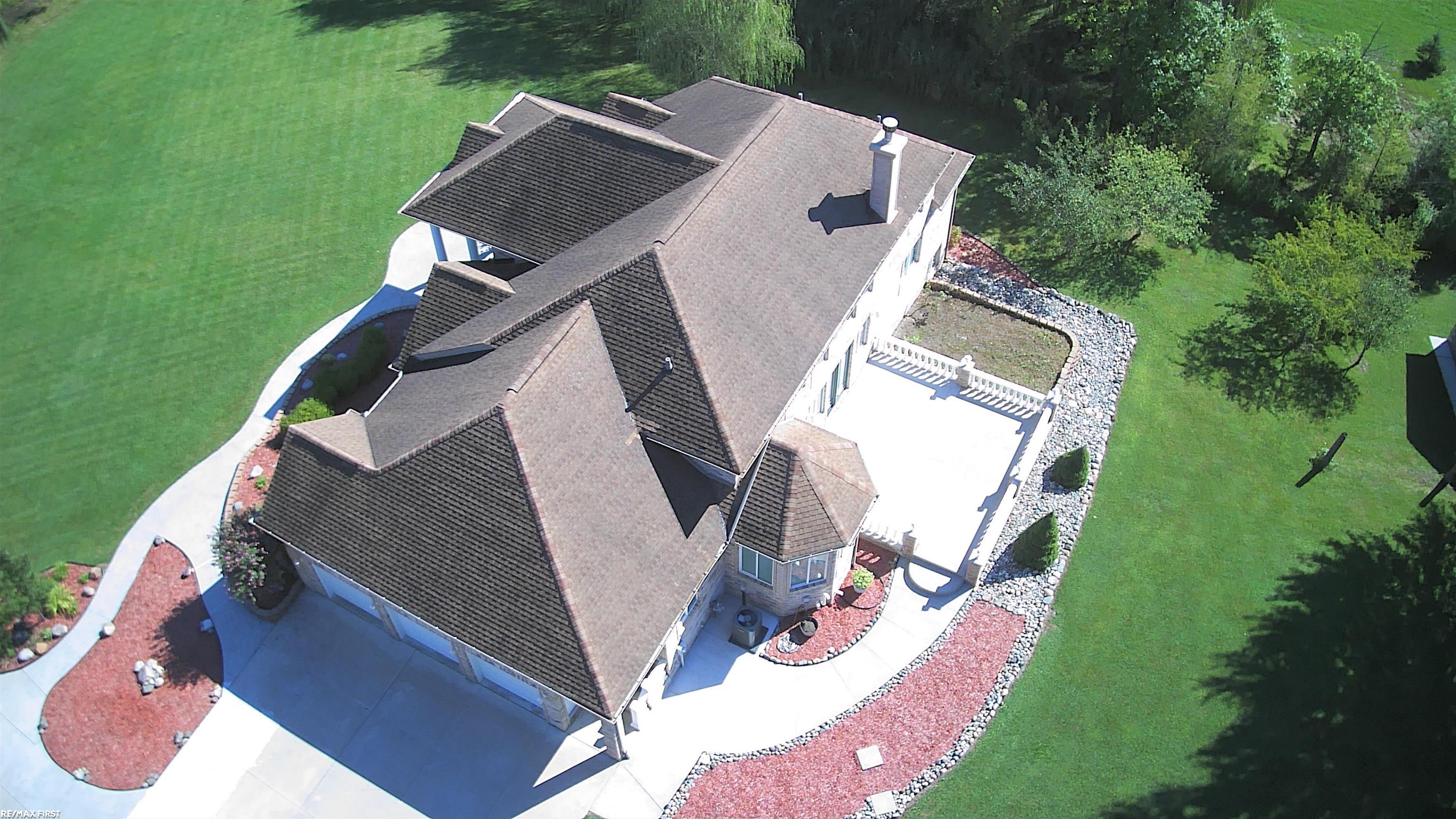 400 E Romeo Road, Oakland, MI, 48363