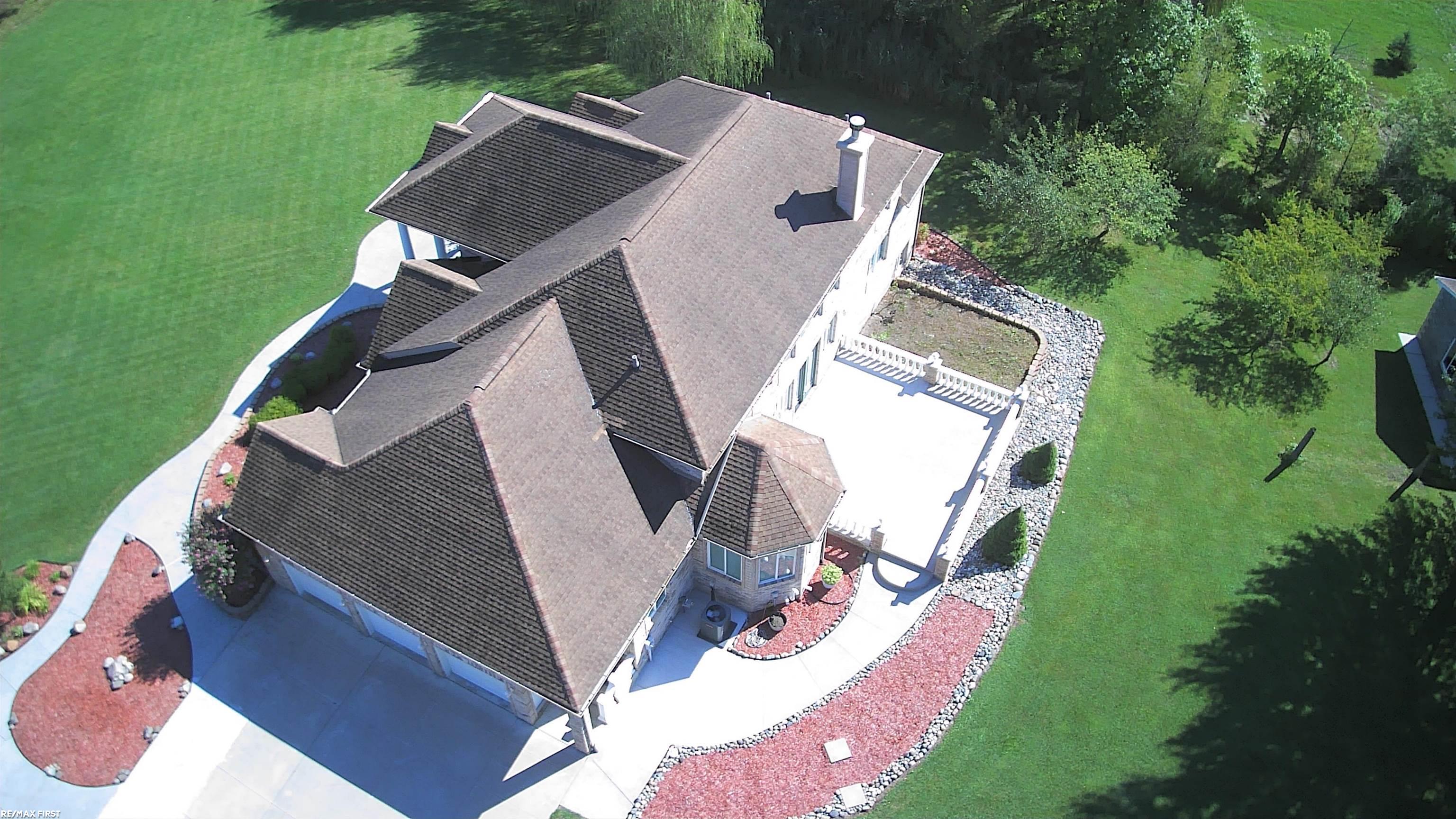 400 E Romeo Road, Oakland, MI, 48363