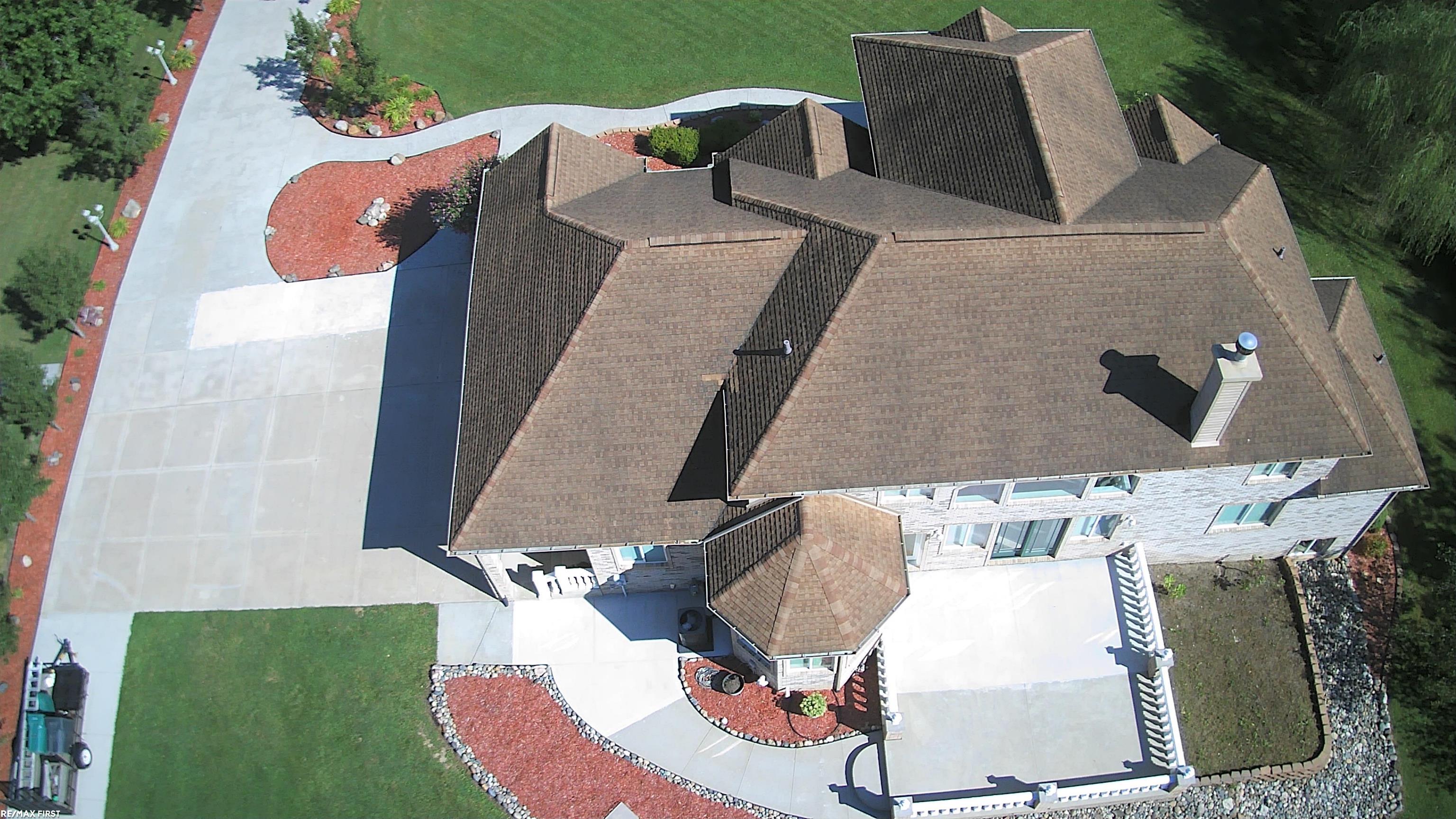 400 E Romeo Road, Oakland, MI, 48363