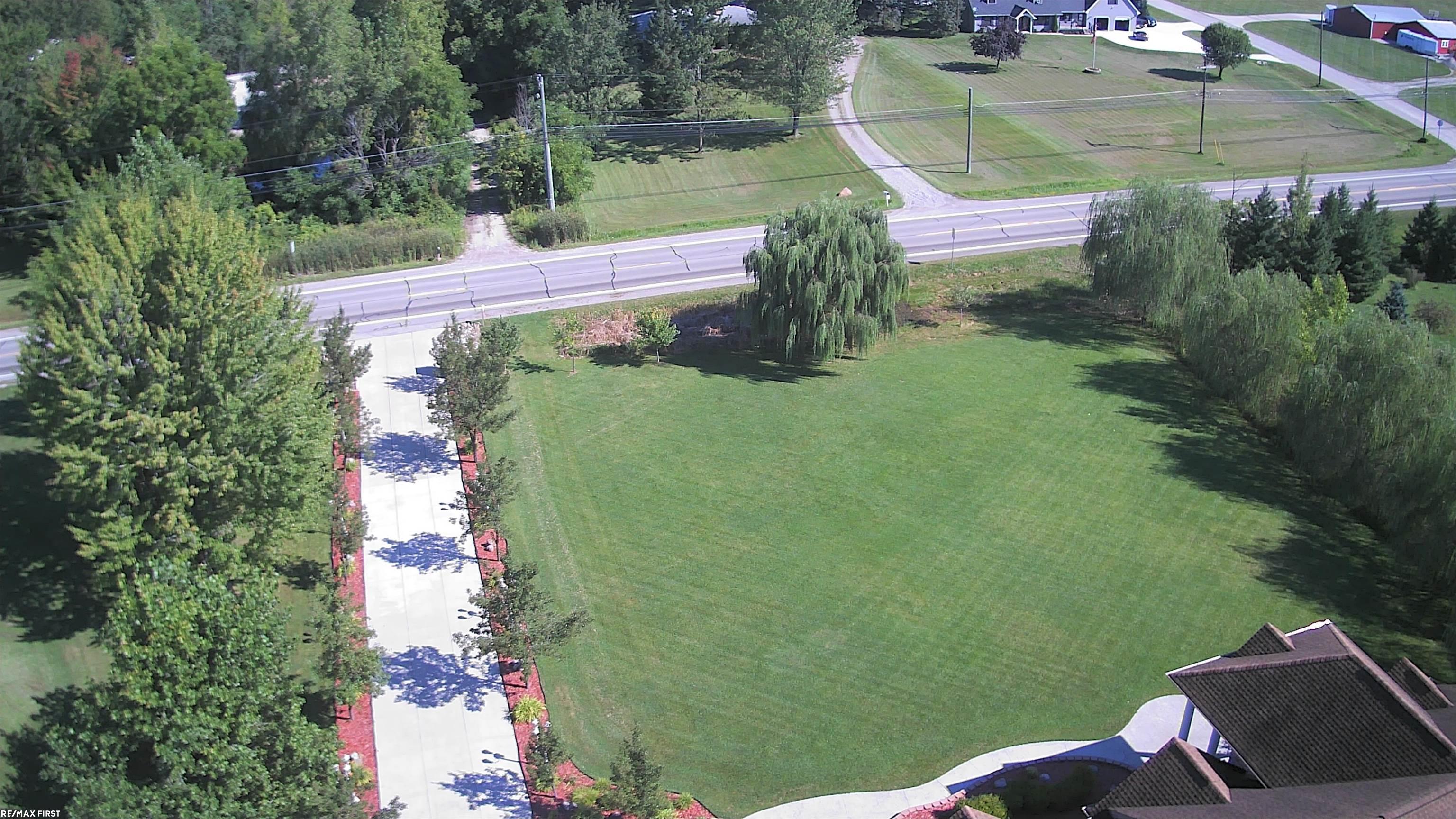 400 E Romeo Road, Oakland, MI, 48363