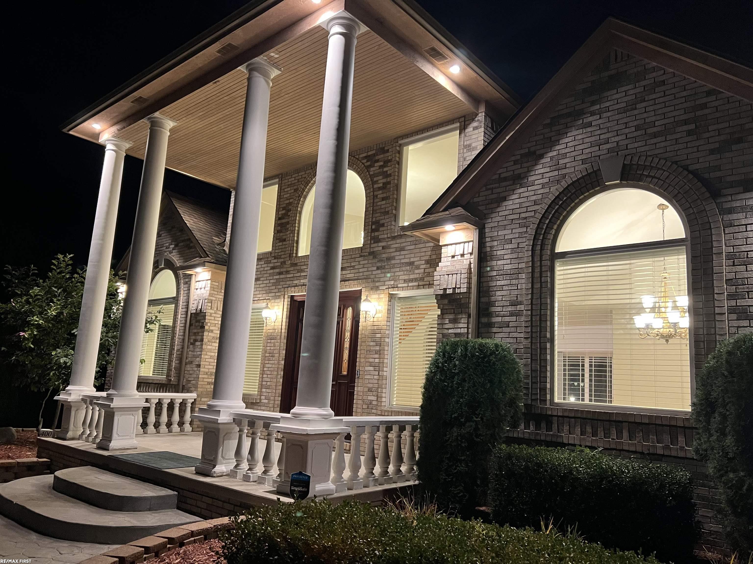 400 E Romeo Road, Oakland, MI, 48363