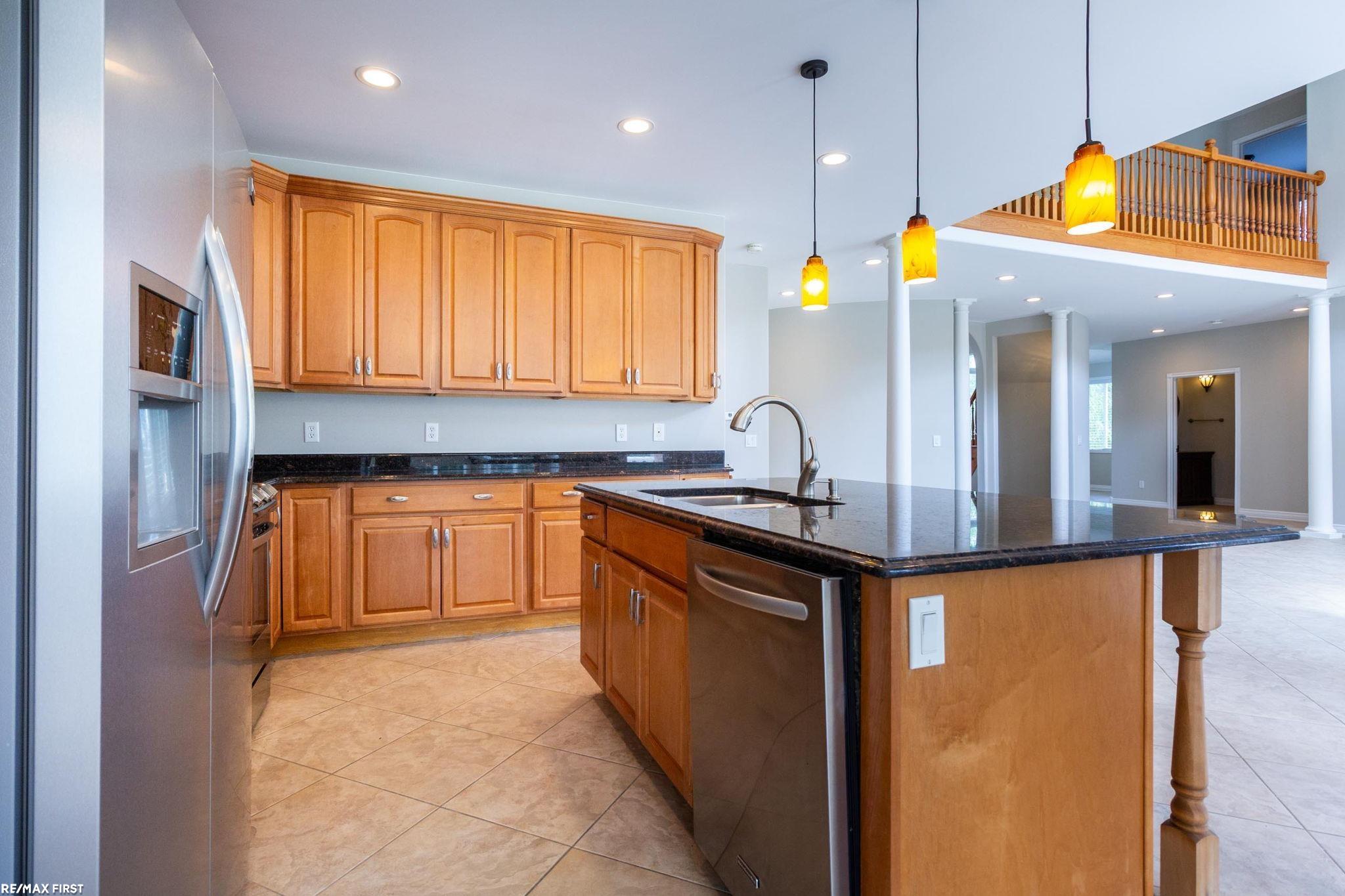 400 E Romeo Road, Oakland, MI, 48363